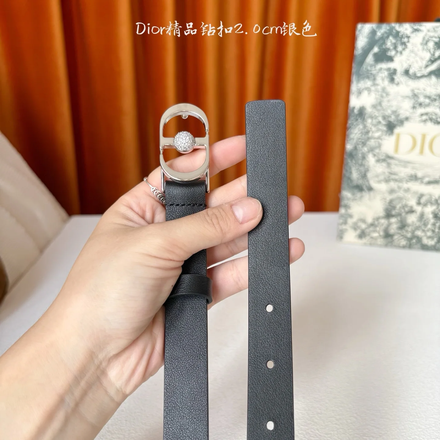 디올 다이아몬드 장식 가죽 벨트 상세 이미지 4