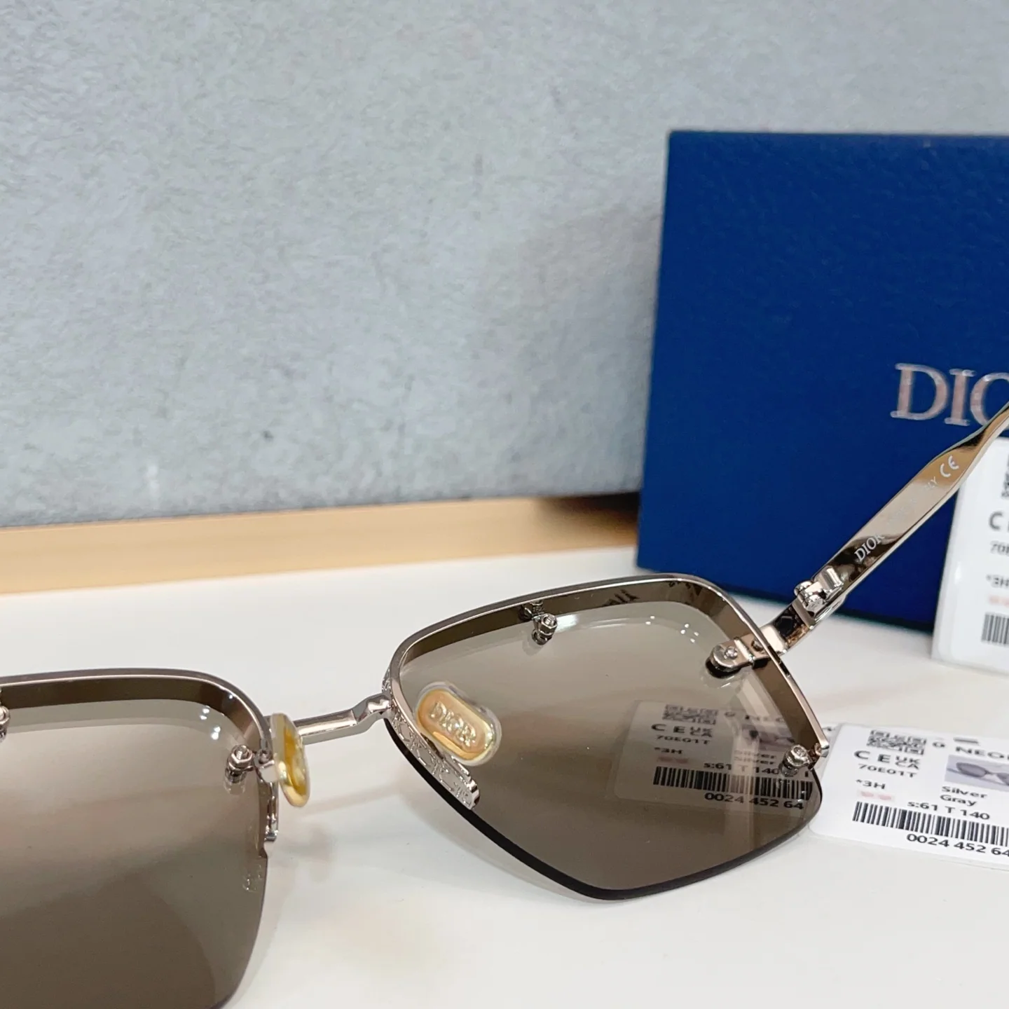 디올 선글라스 72556 Dior Sunglasses 상세 이미지 8