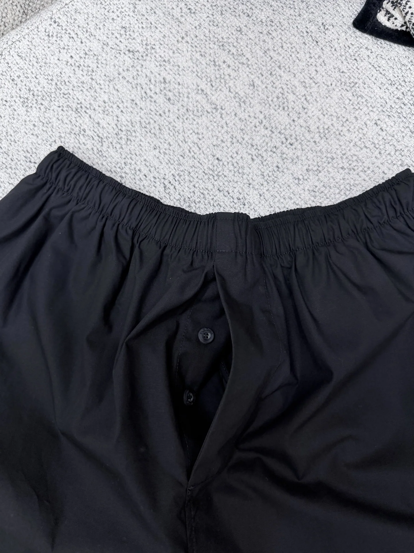 발렌시아가 스케치 아트워크 루즈핏 코튼 반바지 26 SS 상세 이미지 6