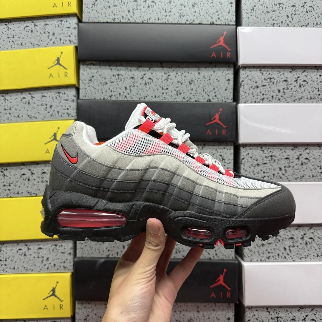 나이키 [WE] 에어 맥스 95 OG IM7410-001 201736 Nike Air Max 95 OG Big Bubble Solar Red 상세 이미지 2