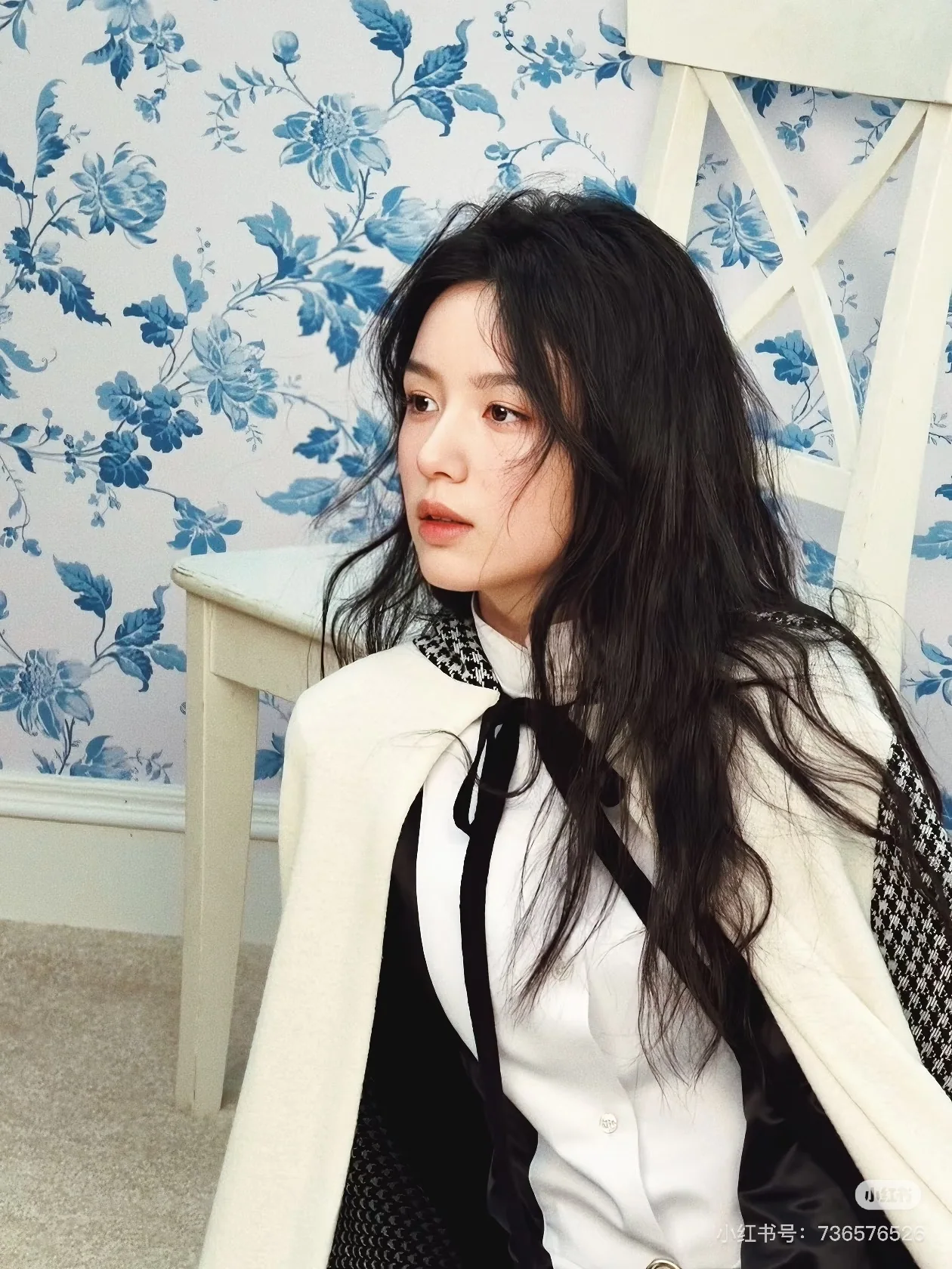 디올 하운드투스 울 캐시미어 케이프 여성 의류 상세 이미지 4