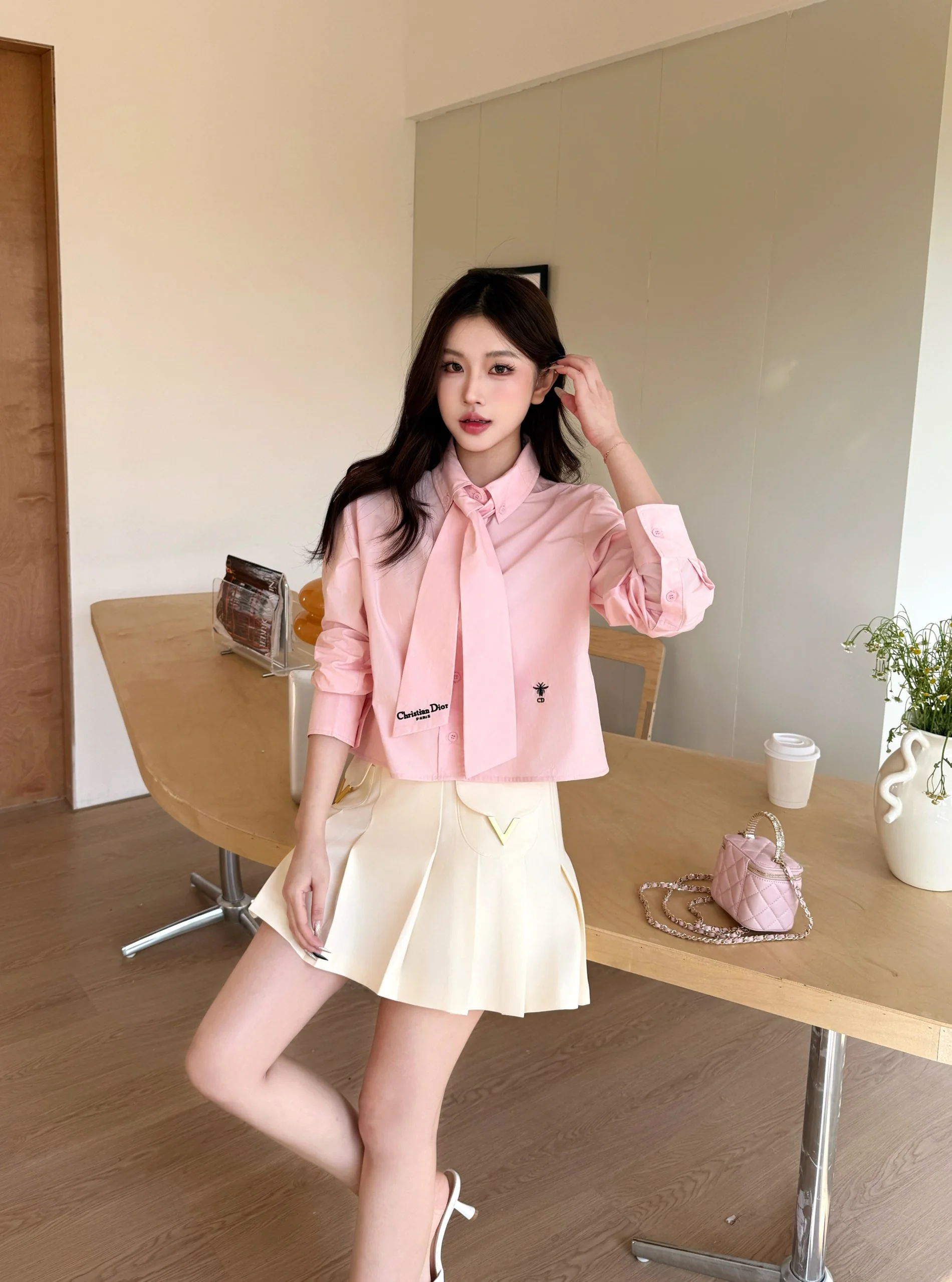 디올 리본 장식 여성 셔츠 상세 이미지 1