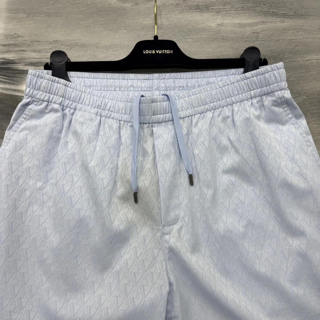 루이비통 로고 올오버 프린트 나일론 반바지 2026 SS 상세 이미지 6