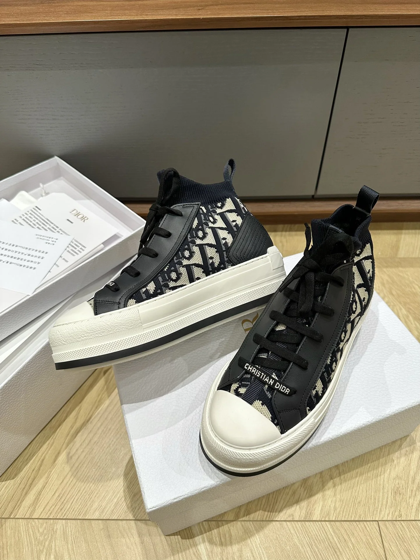 디올 캐주얼 하이탑 신발 8778 상세 이미지 6