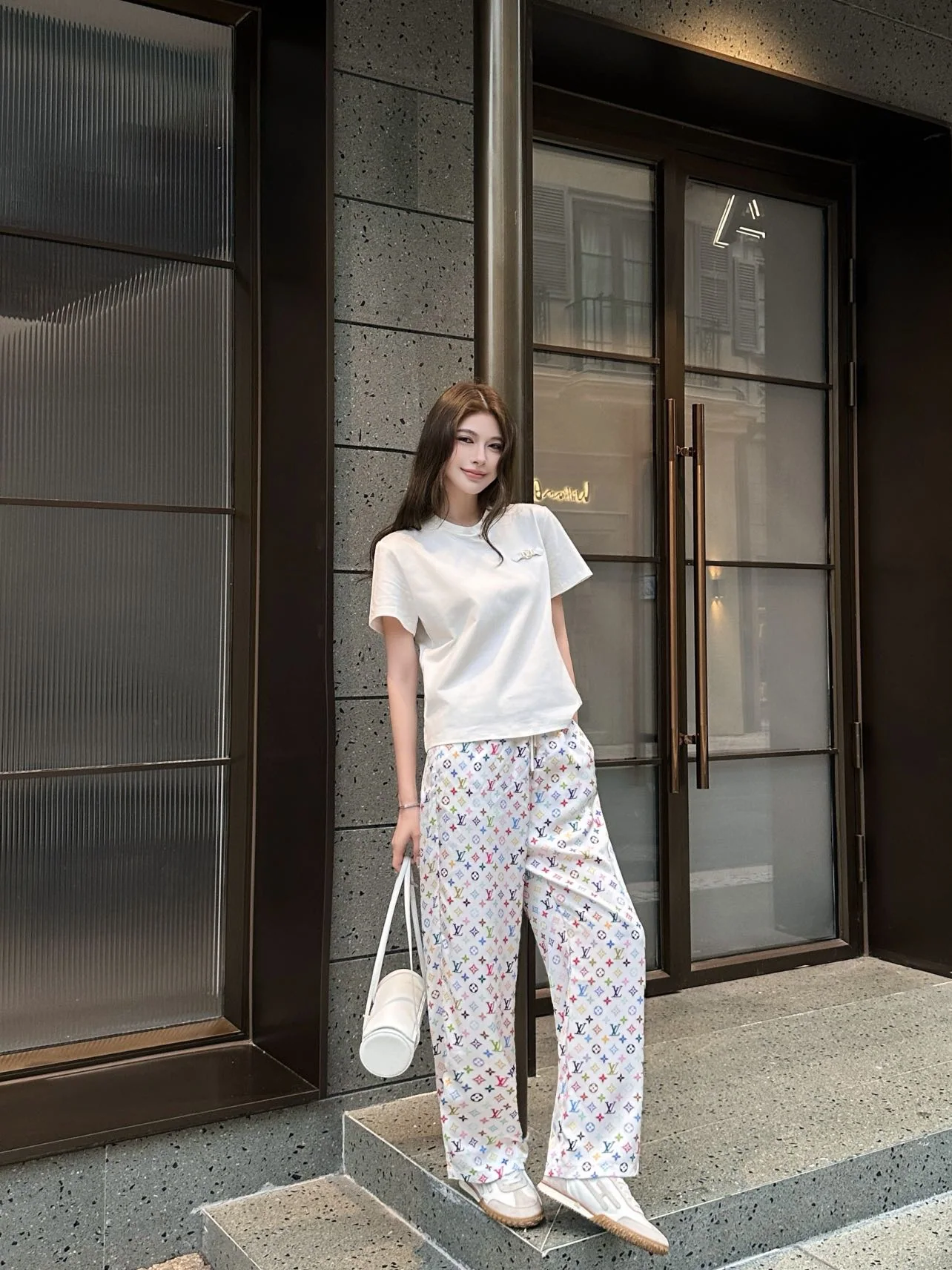 루이비통 레터 레더 버클 스트레이트 바지 상세 이미지 1