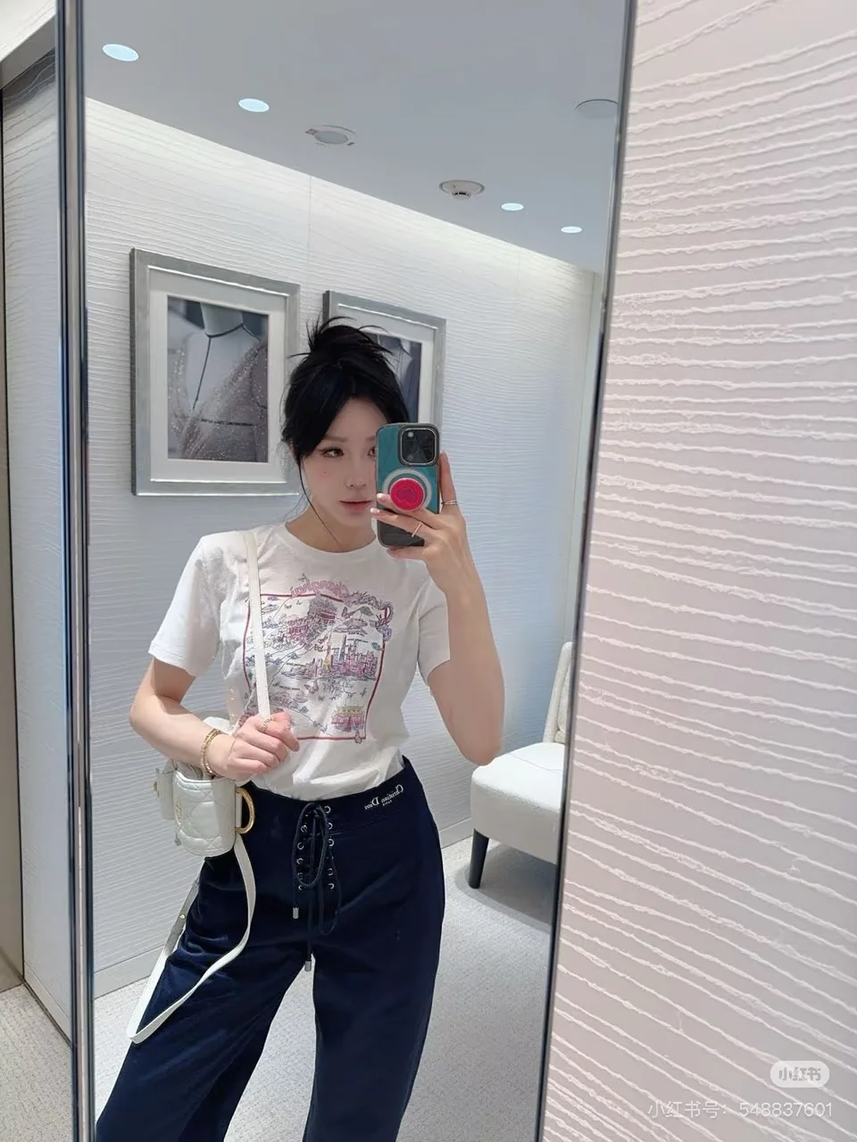 디올 시티 리조트 프린트 크루넥 반팔 티셔츠 상세 이미지 1