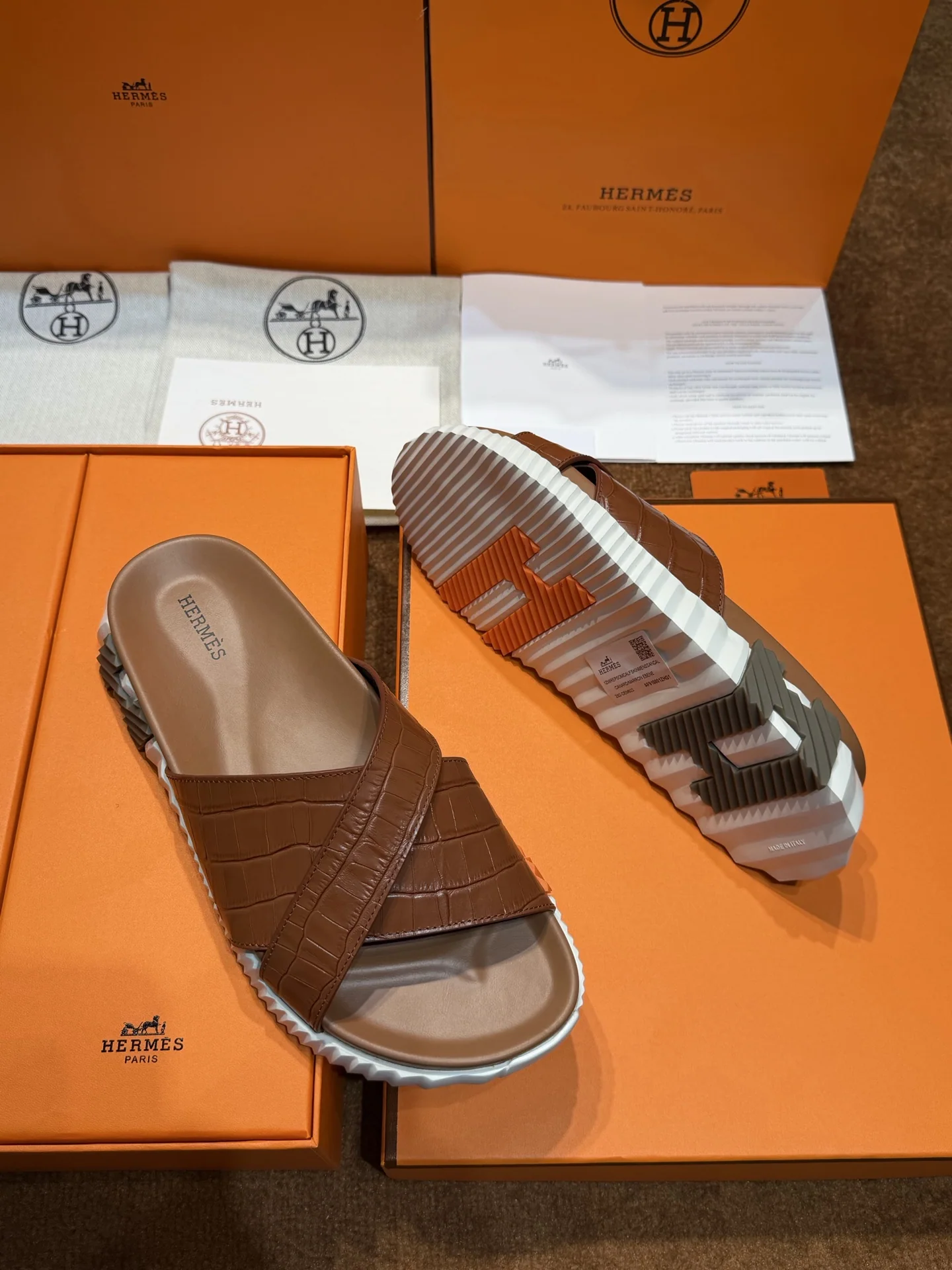 에르메스 H 로고 남성 샌들 슬리퍼 상세 이미지 6
