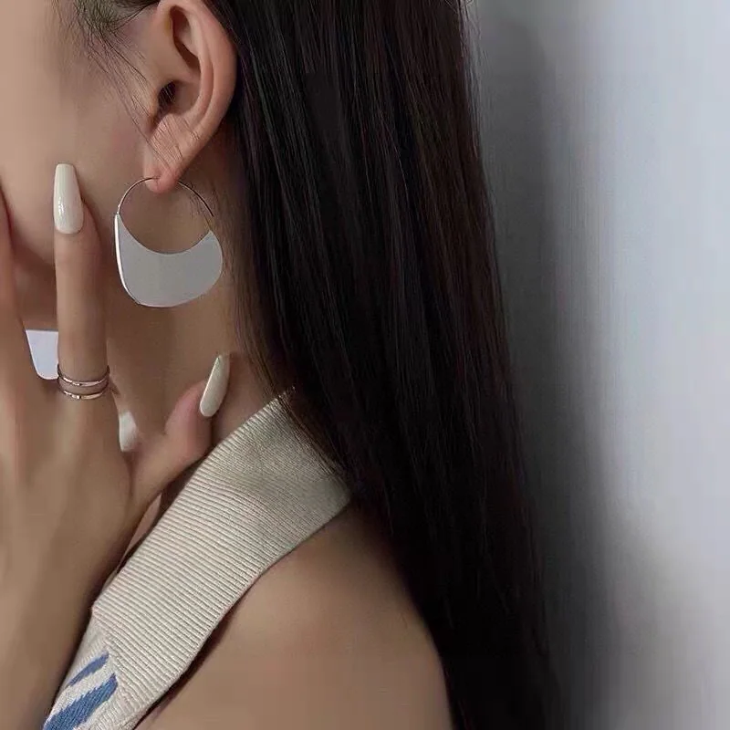 셀린느 독특한 디자인 귀걸이 상세 이미지 4