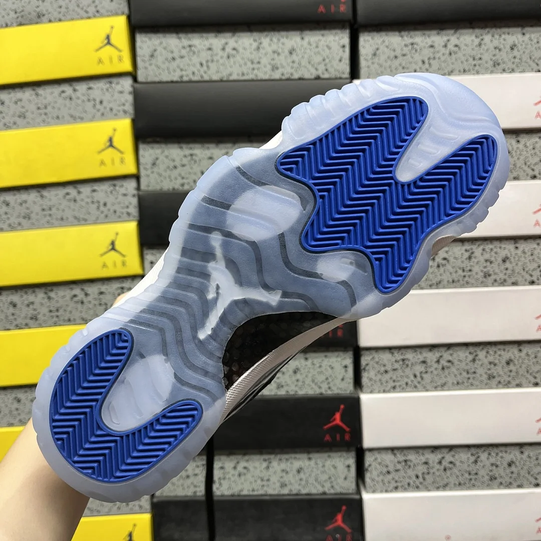 나이키 [GX] 조던 11 레트로 CT8012-900 201931 Nike Jordan 11 Retro Space Jam 2026 상세 이미지 8