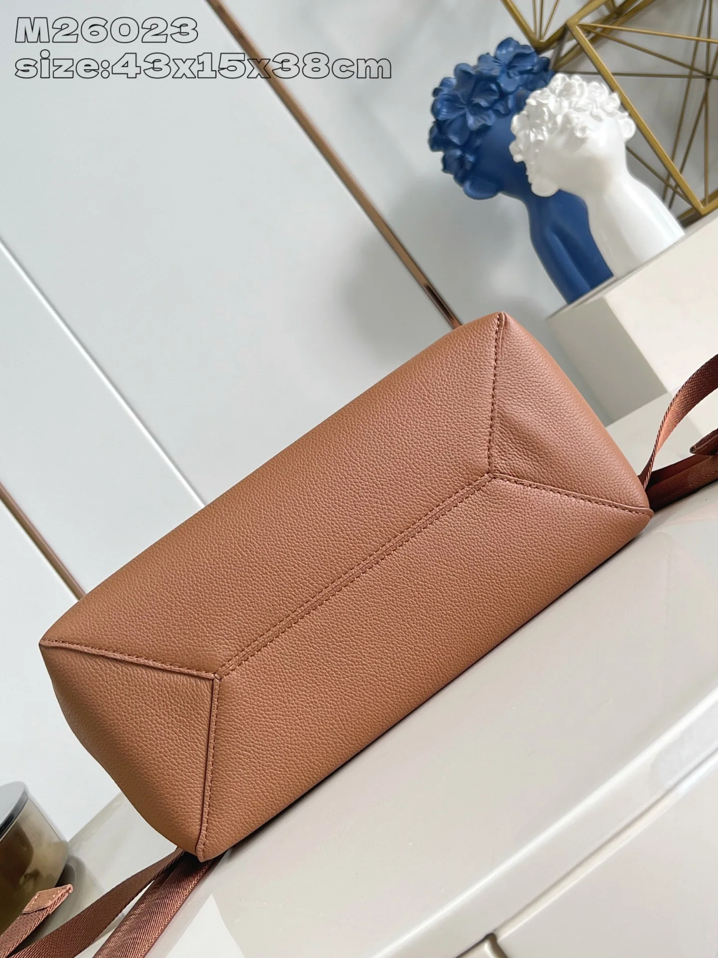 루이비통 M26023 브라운 백팩 상세 이미지 6