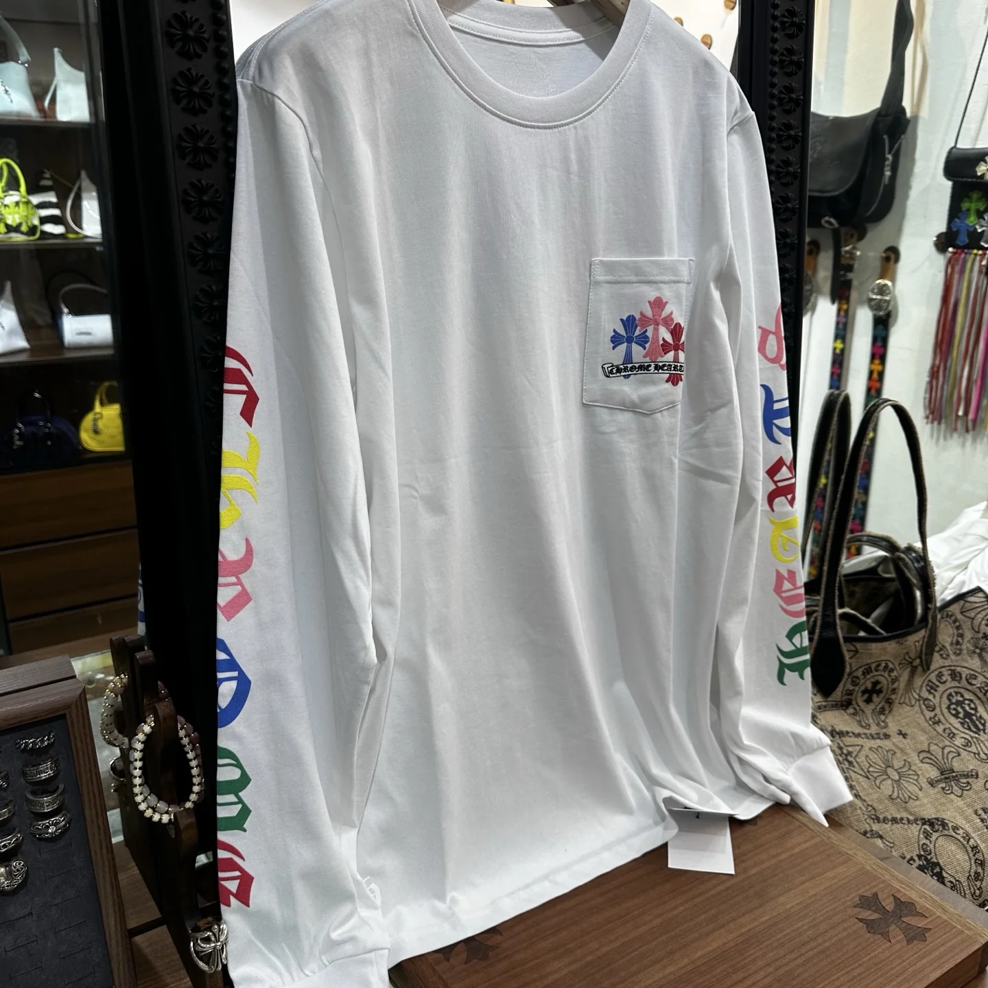 크롬하츠 컬러풀 크로스 남성 긴팔 티셔츠 상세 이미지 1