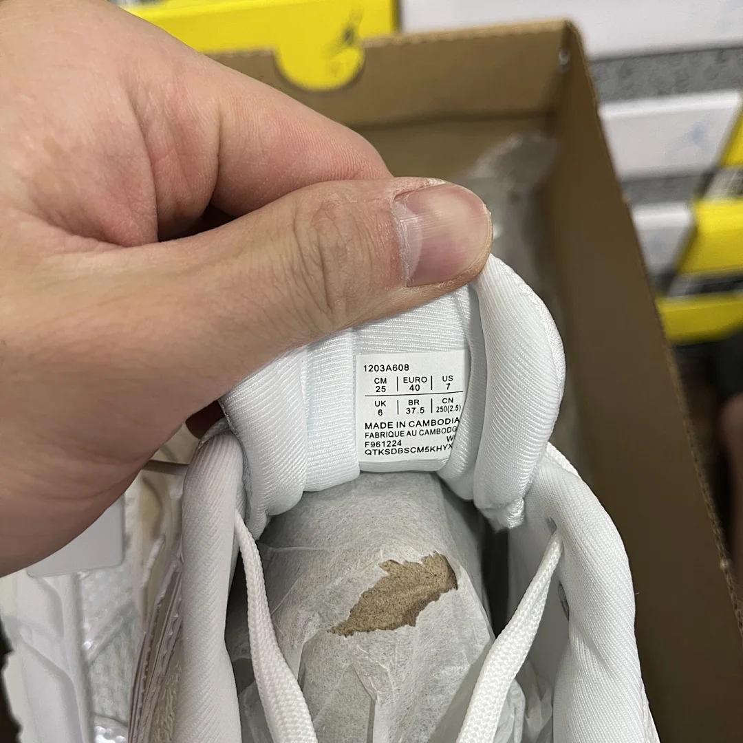 아식스 [KO] 1203A608-100 200291 Asics Gel-Sekiran 상세 이미지 9