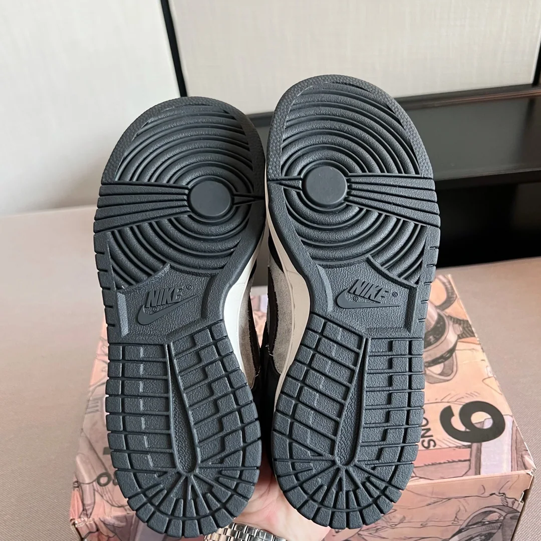 나이키덩크 SB 덩크 로우 신발 상세 이미지 9
