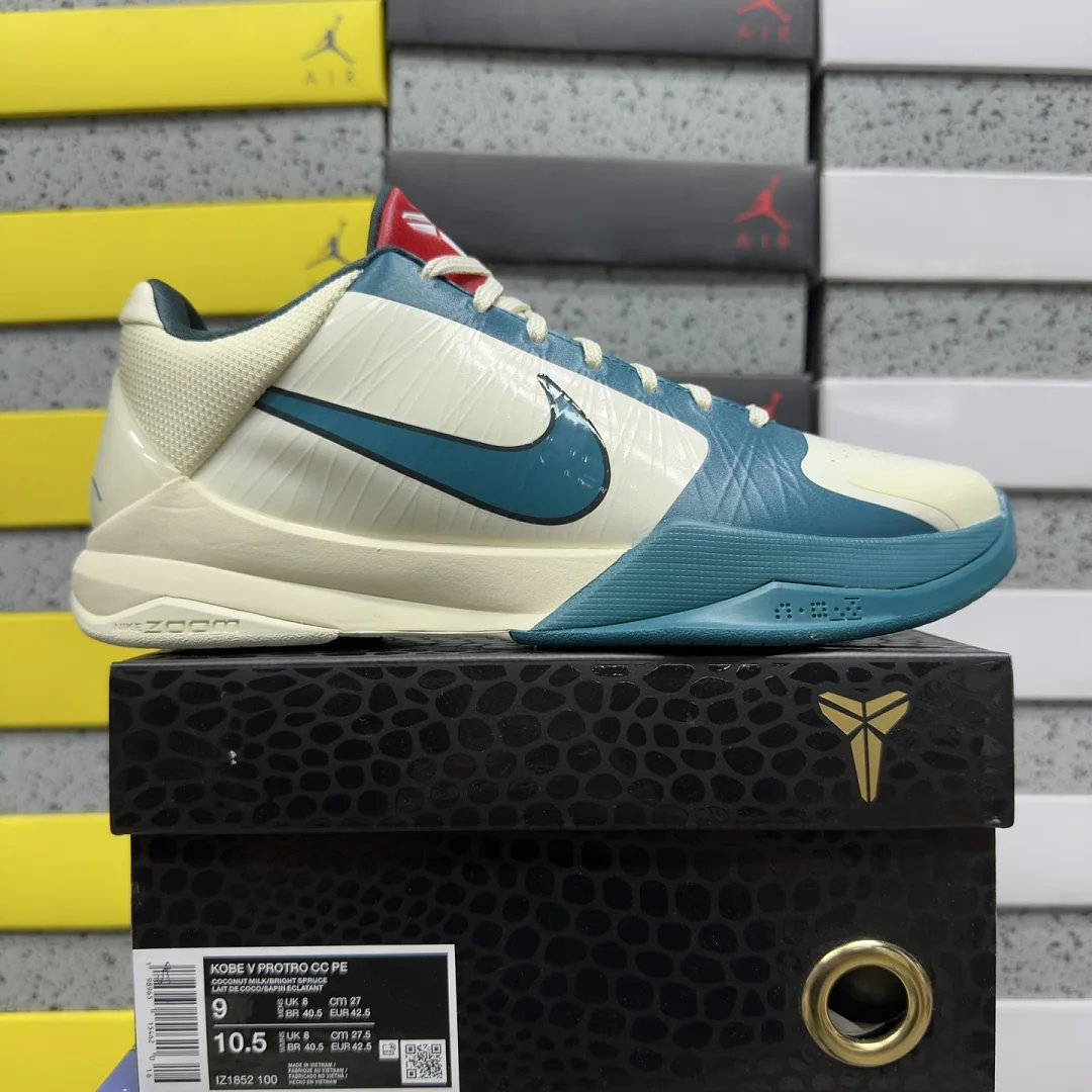 나이키 [GX] 코비 5 프로트로 IZ1852-100 201739 Nike Kobe 5 Protro Caitlin Clark Coconut