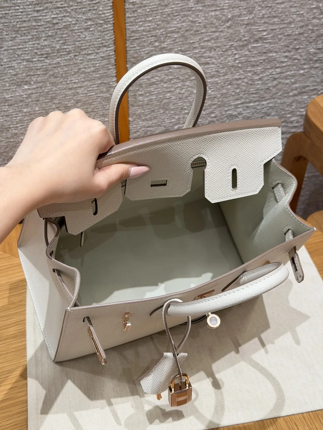에르메스 버킨 25 cm 앱송 가죽 가방 상세 이미지 6