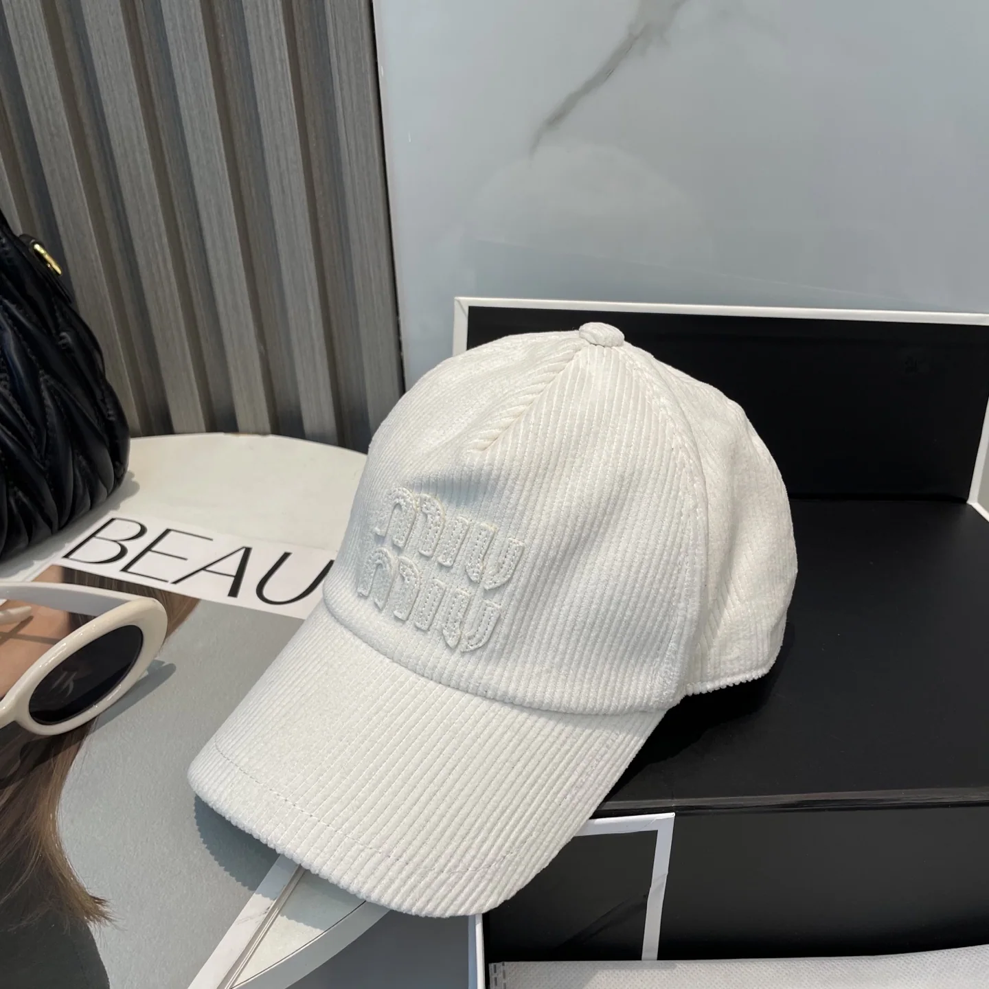 미우미우 코듀로이 야구모자 상세 이미지 6