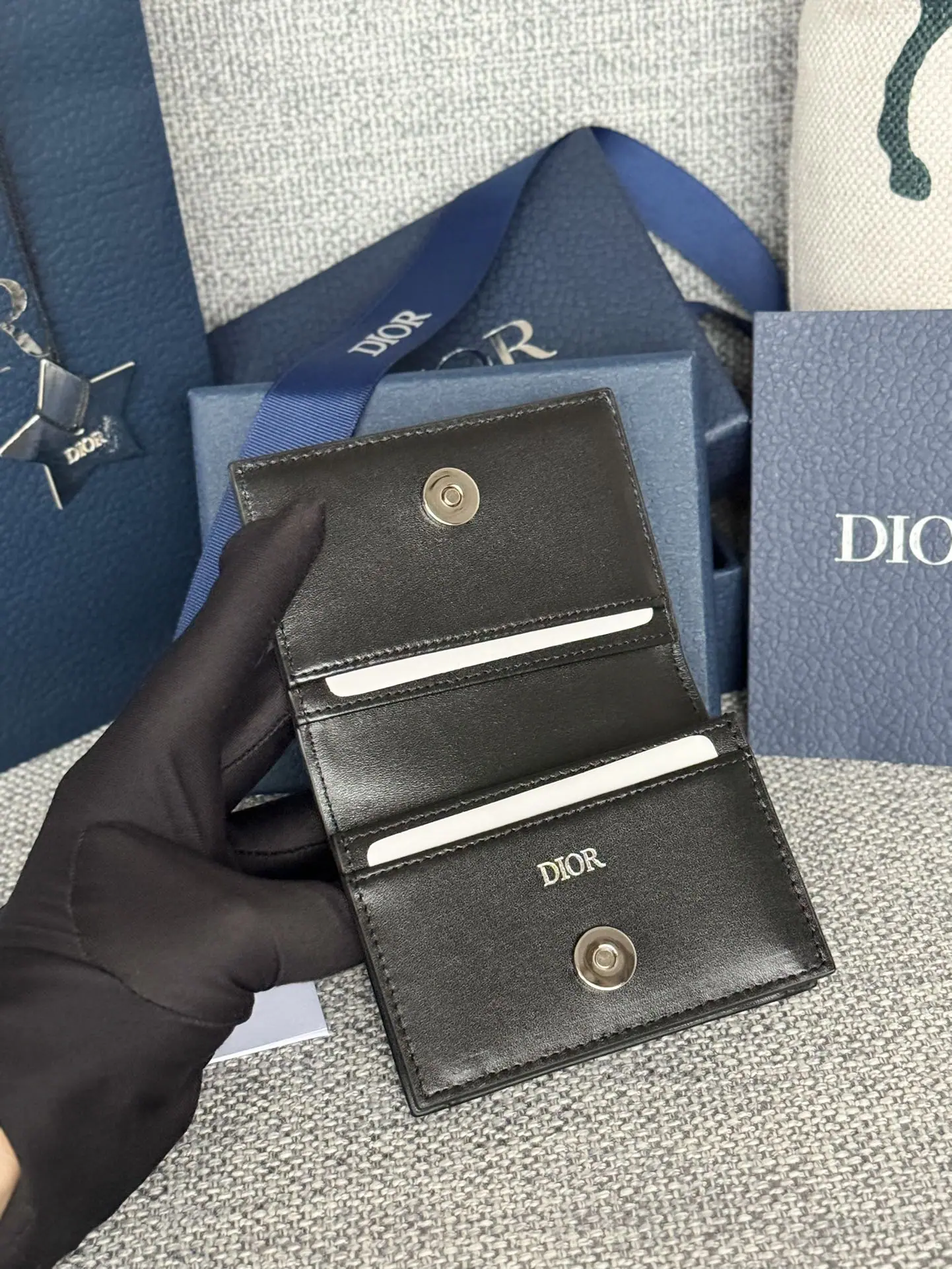 디올 CD 로고 블랙 카프스킨 동전 지갑 상세 이미지 6