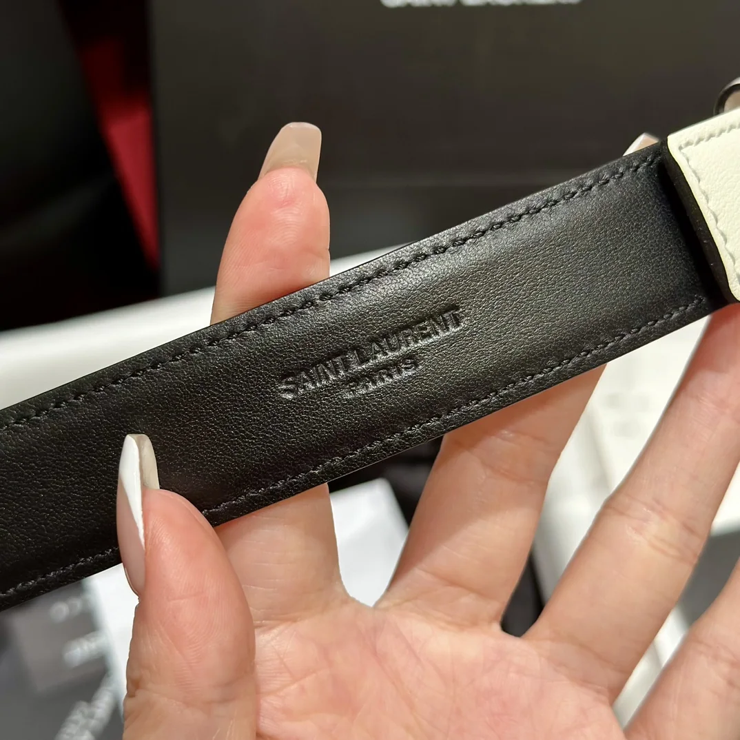 생로랑 YSL 금장 양면 송아지가죽 벨트 상세 이미지 8