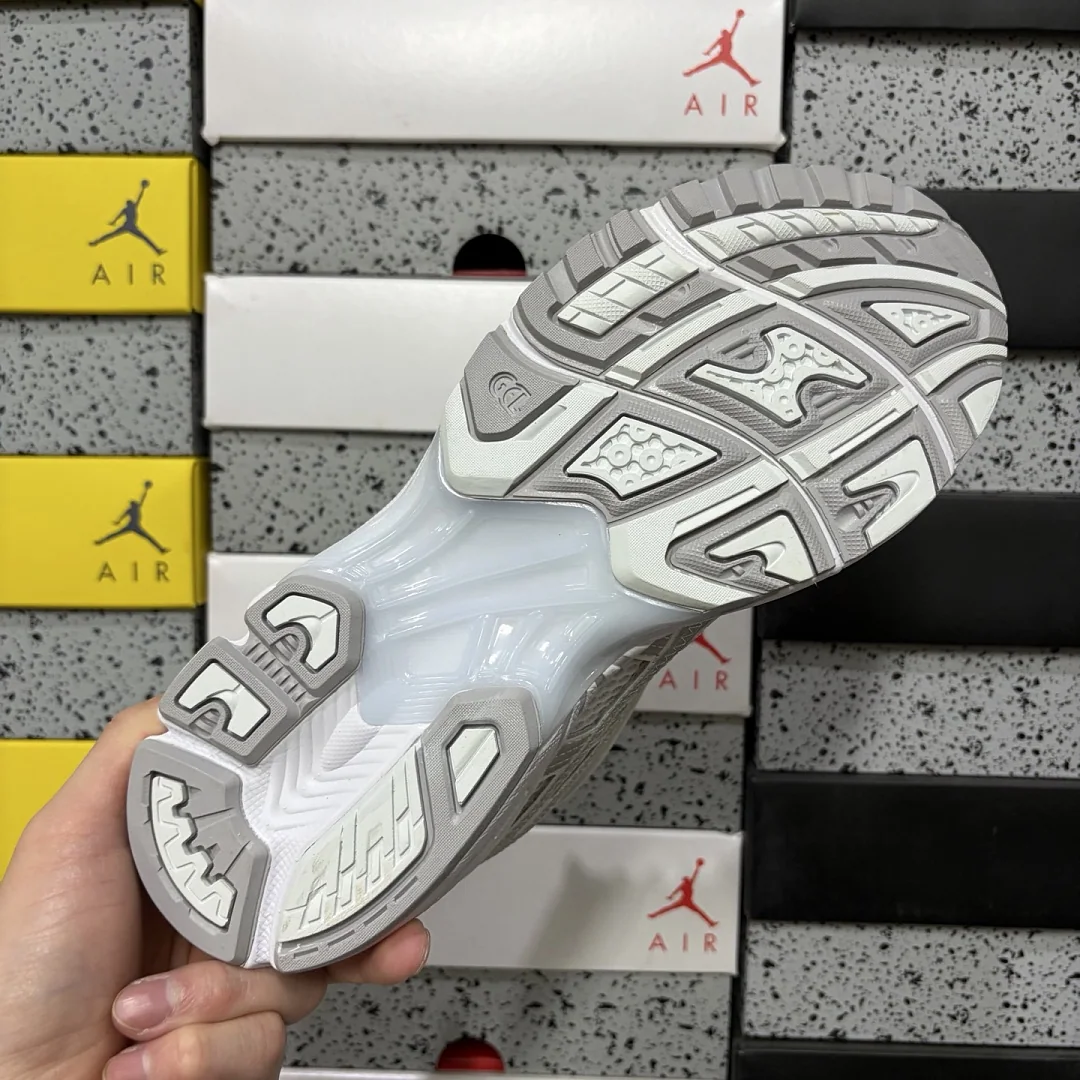 아식스 [ZC] 젤 카야노 14 1203B291-100 200458 Asics Gel-Kayano 14 Thom Browne White 상세 이미지 9