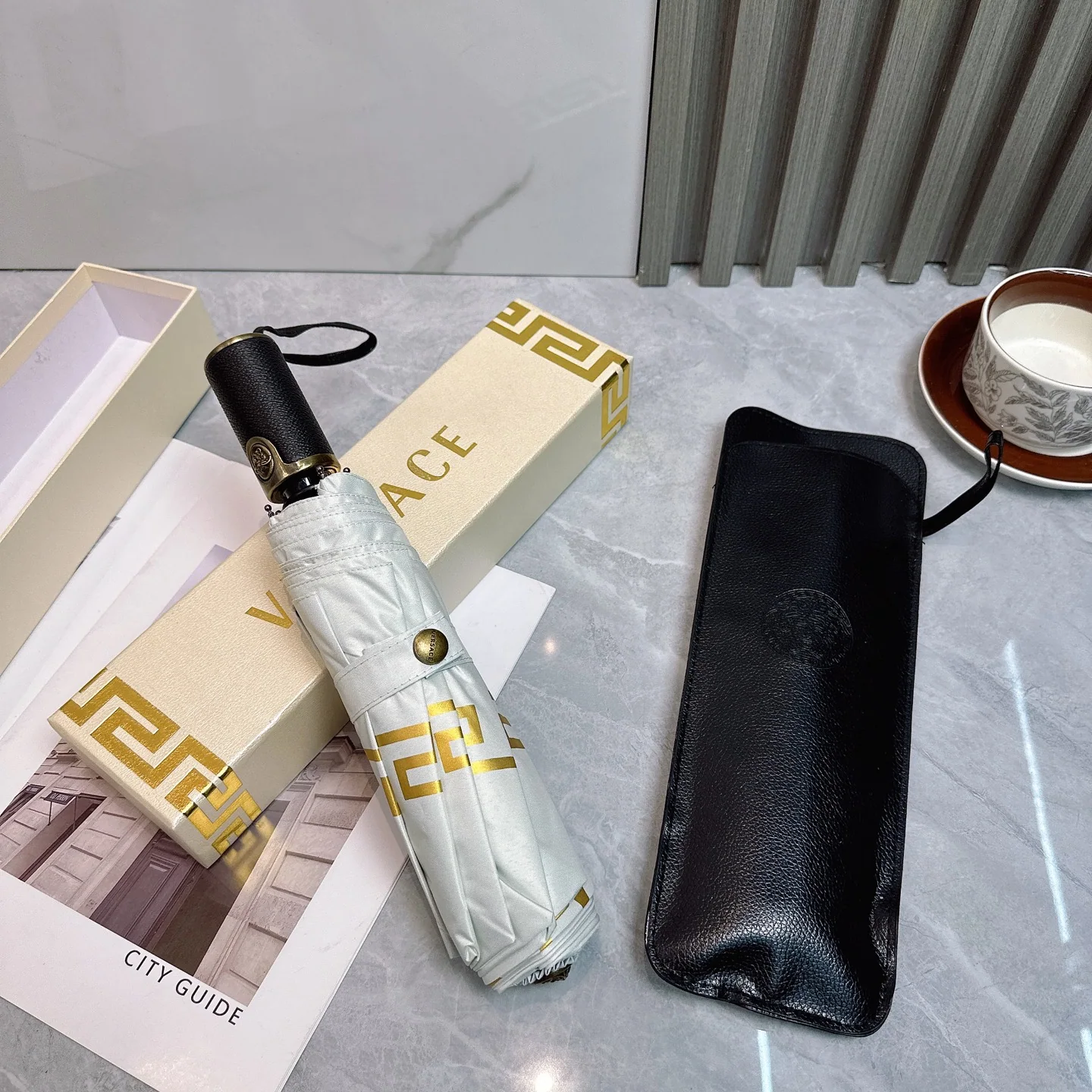 베르사체 전자동 접이식 우산 상세 이미지 8