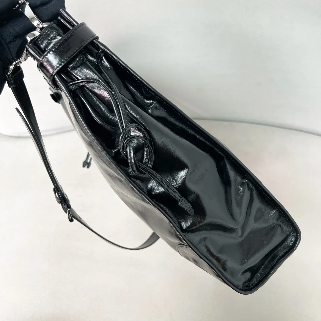 프라다 보니 가죽 크로스백 2VH215 상세 이미지 3
