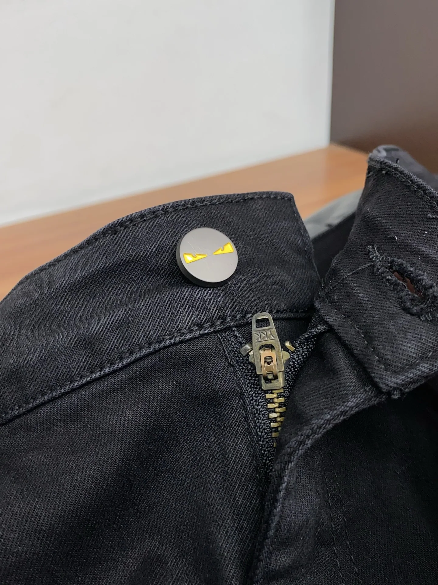 펜디 남성 데님 바지 상세 이미지 4
