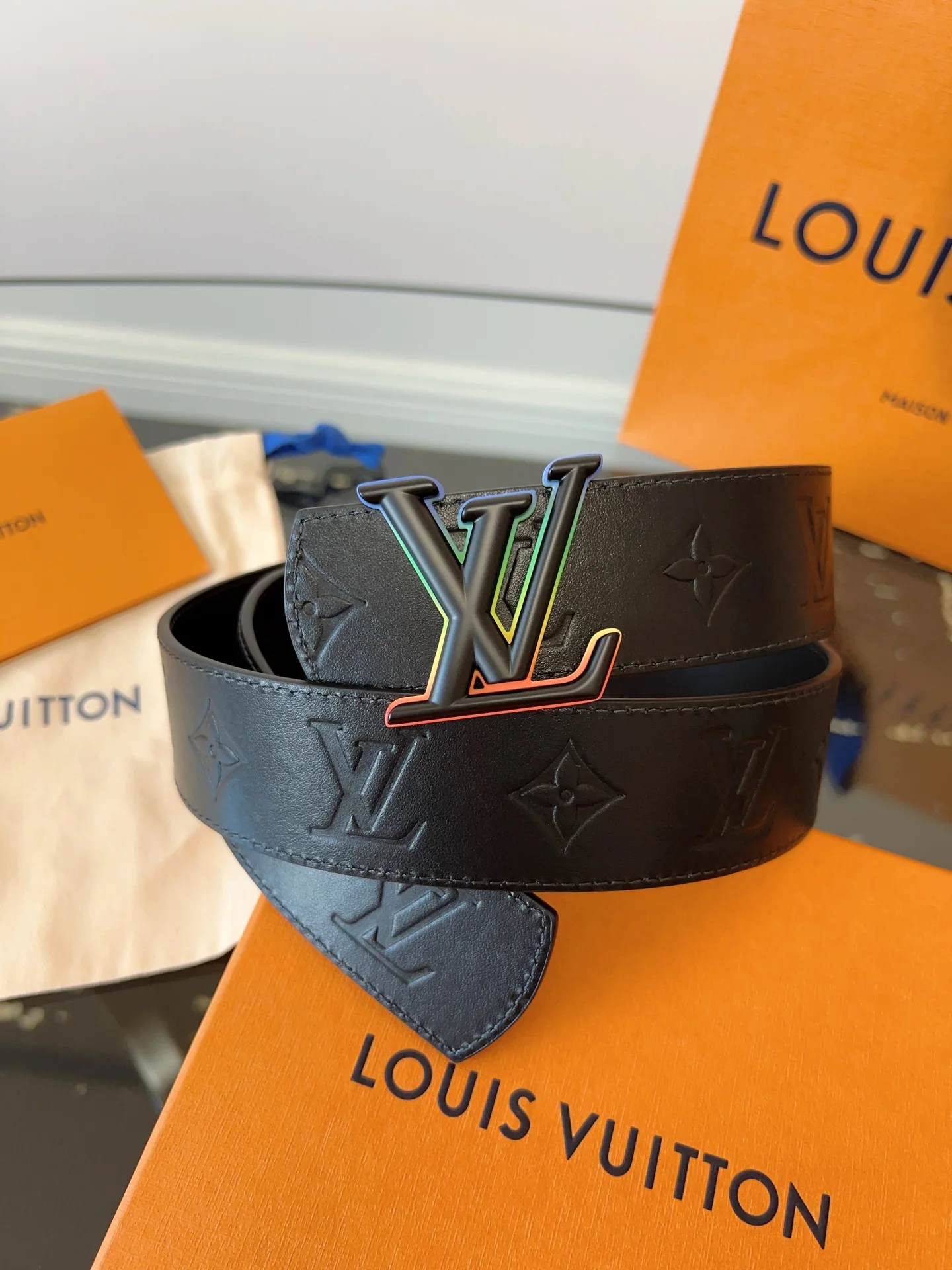 루이비통 LV 디멘션 리버시블 벨트 상세 이미지 8