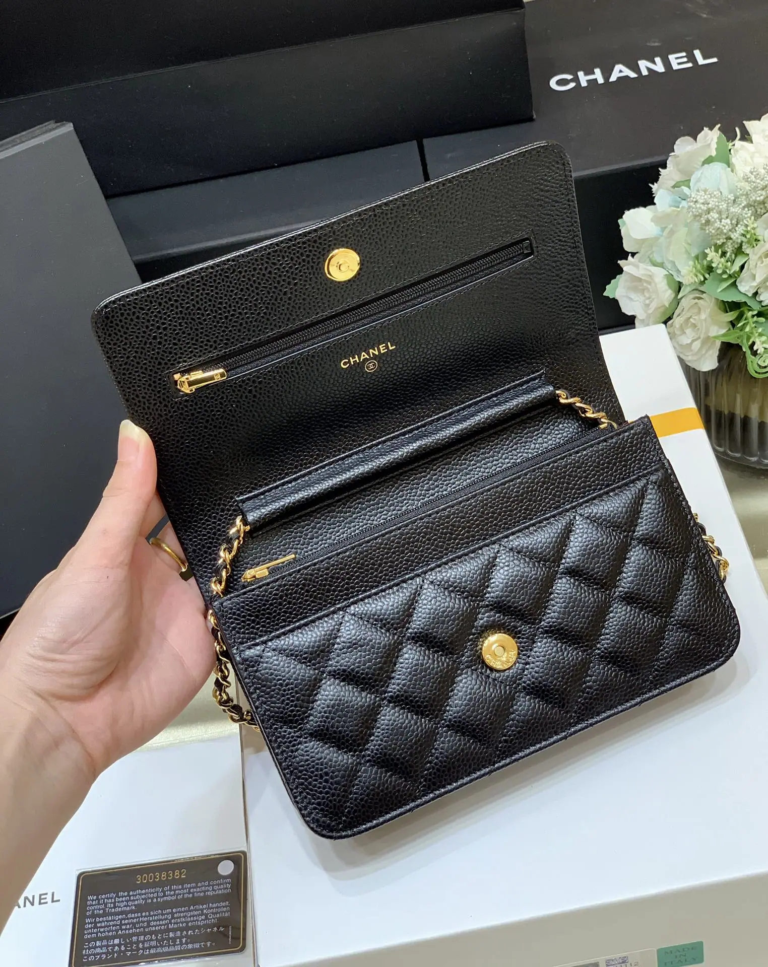 샤넬 클래식 월렛 온 체인 가방 A33814 상세 이미지 6