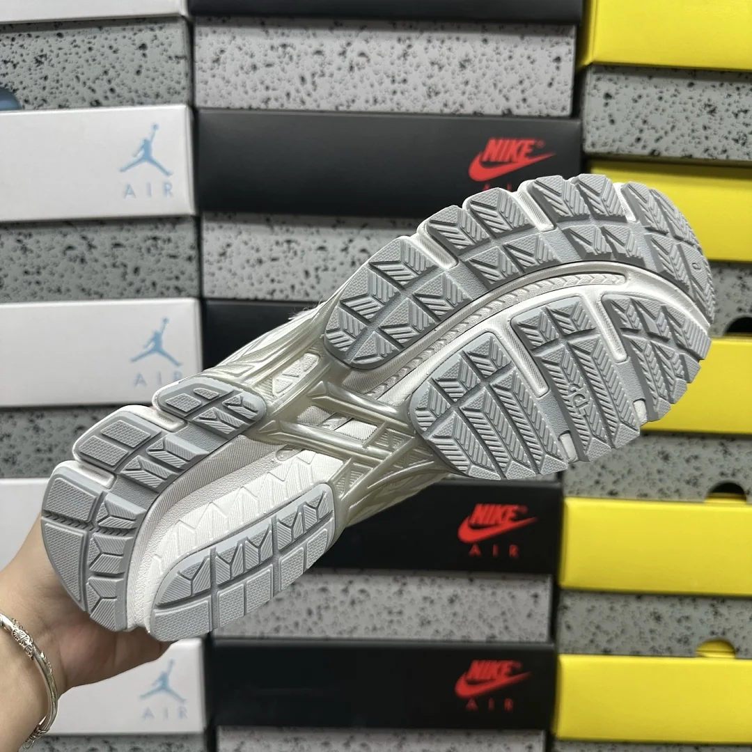 아식스 [KO] 젤 카야노 20 1203A388-100 200438 Asics Gel-Kayano 20 White Pure Silver 상세 이미지 9