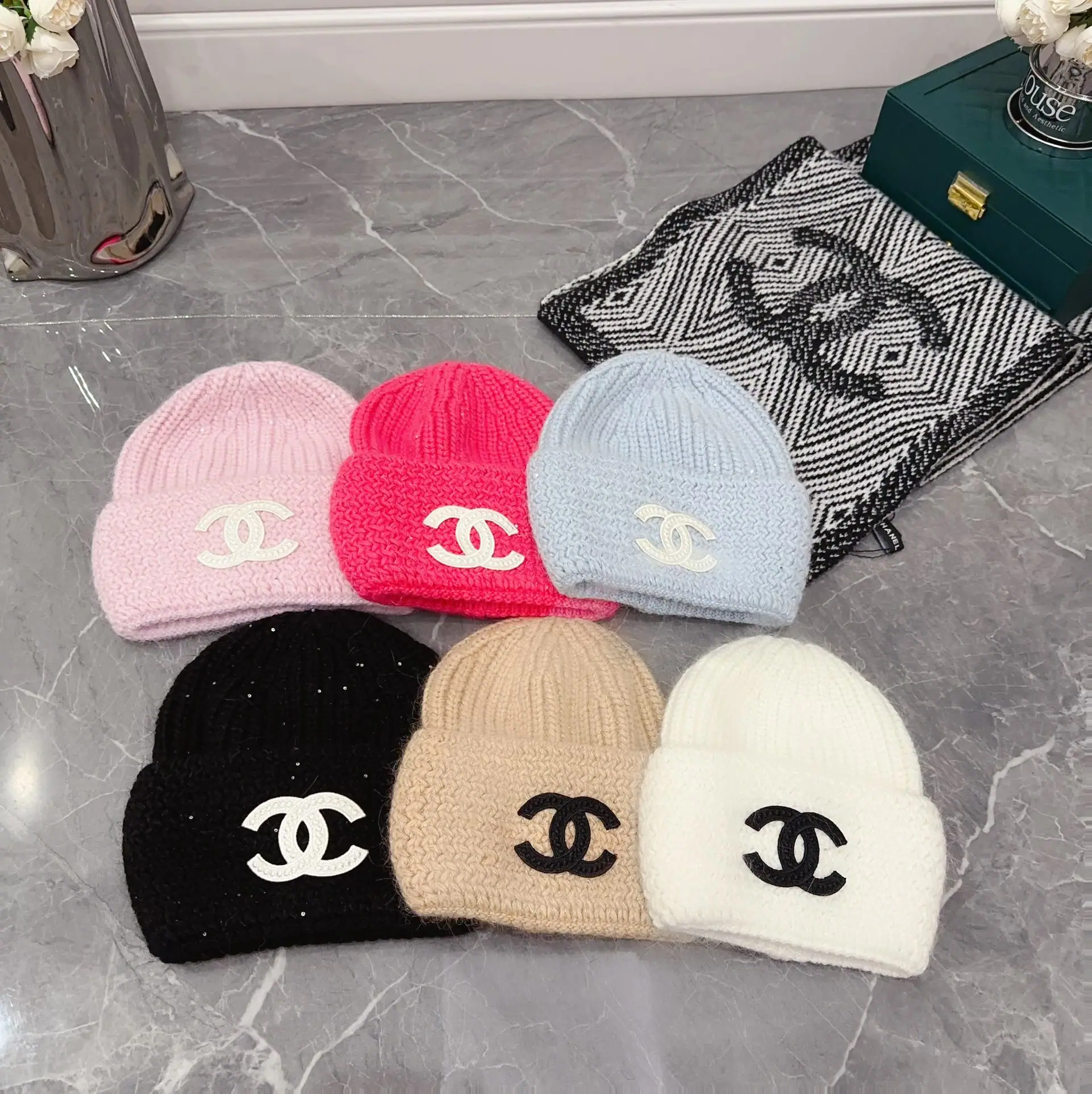미우미우 모자 79435 Miu Miu Cap 상세 이미지 9