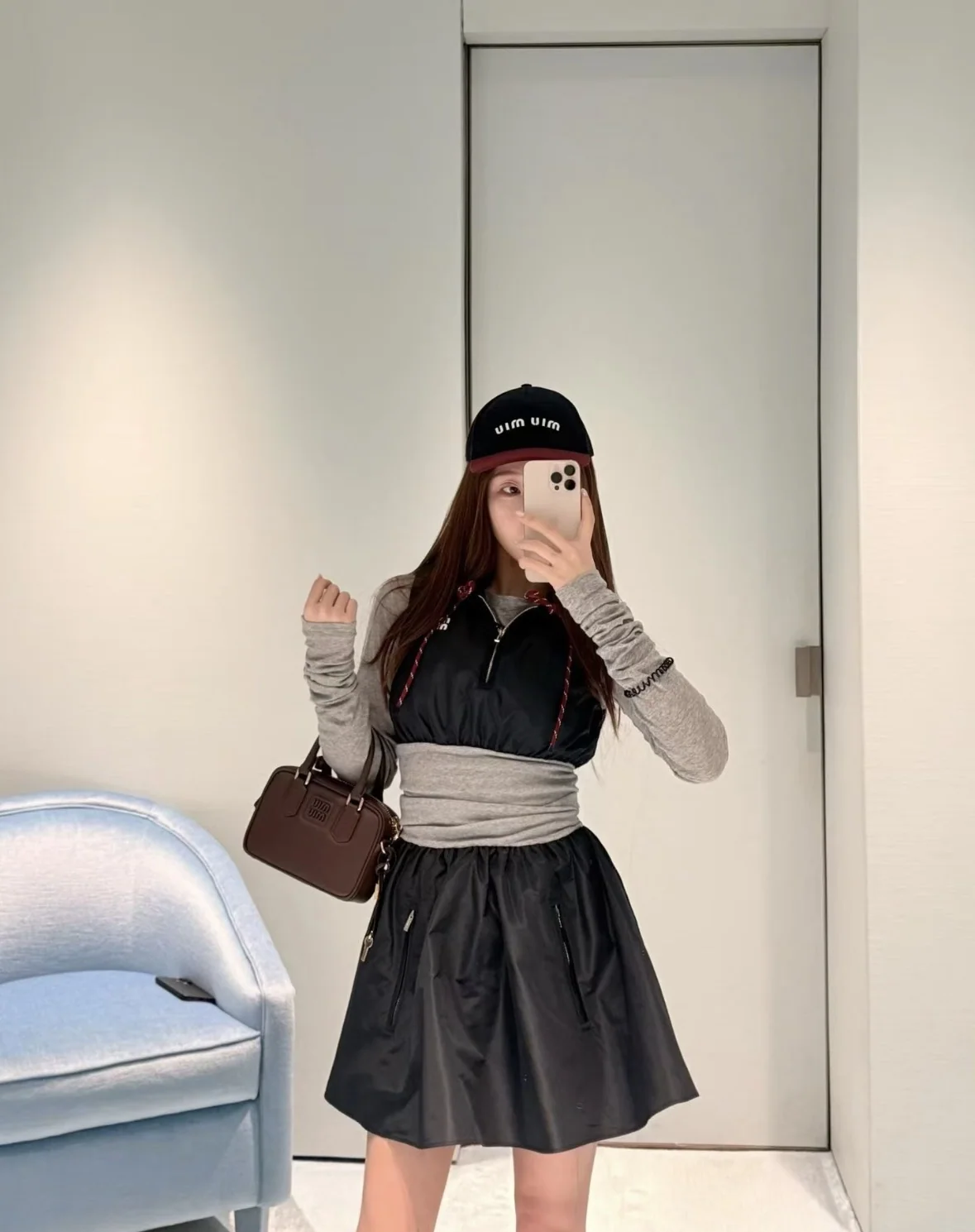 미우미우 민소매 후드 원피스 상세 이미지 3