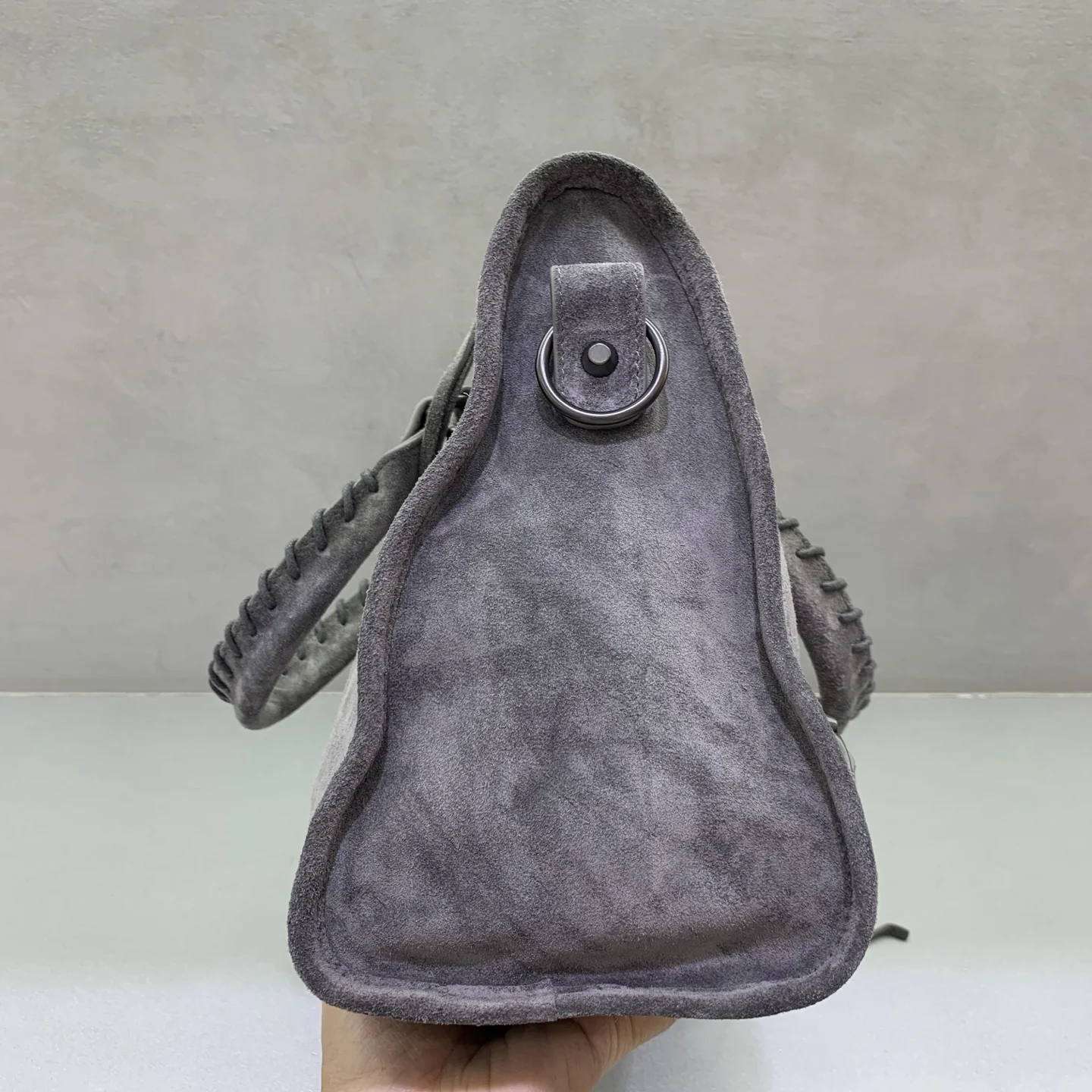 발렌시아가 르 시티 대형 핸드백 1157481180 상세 이미지 3