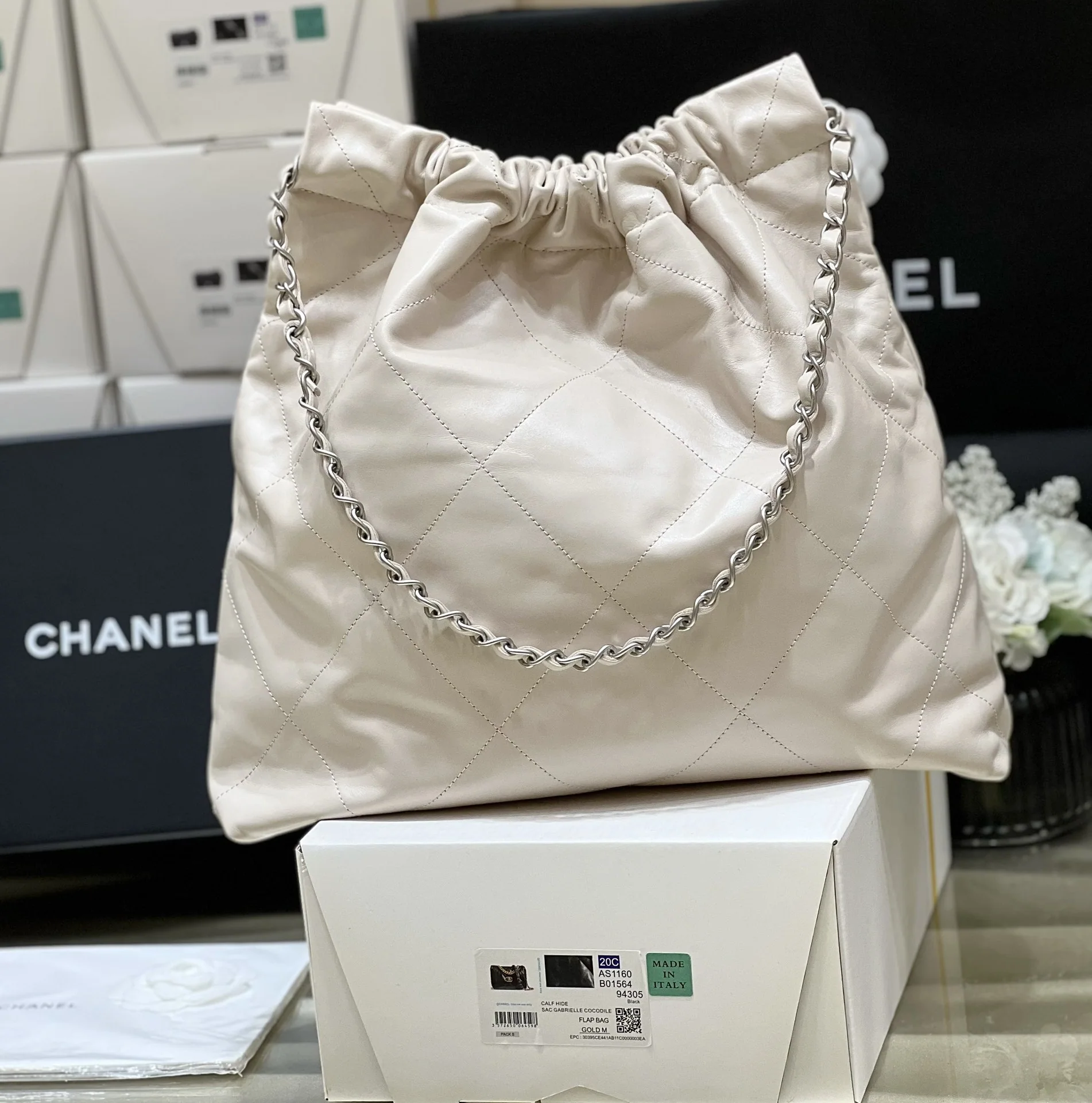 샤넬 사각 프레임 송아지가죽 중형 가방 AS3261 상세 이미지 7