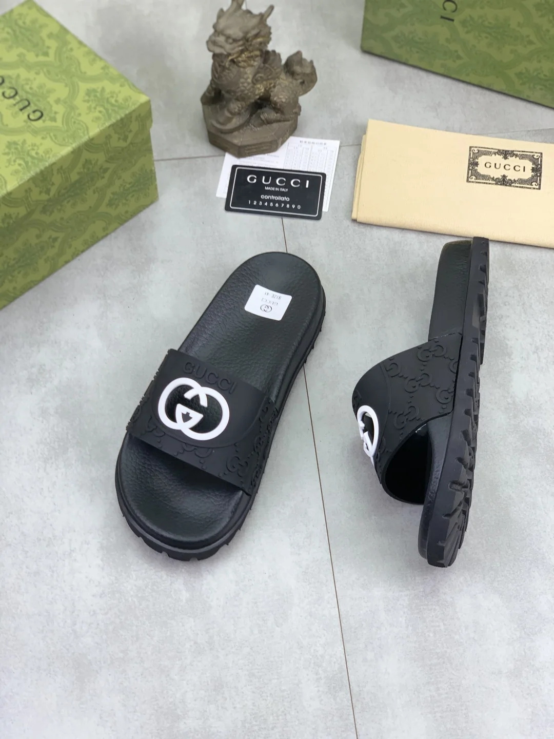 구찌 뱀띠 캐주얼 슬리퍼 상세 이미지 3