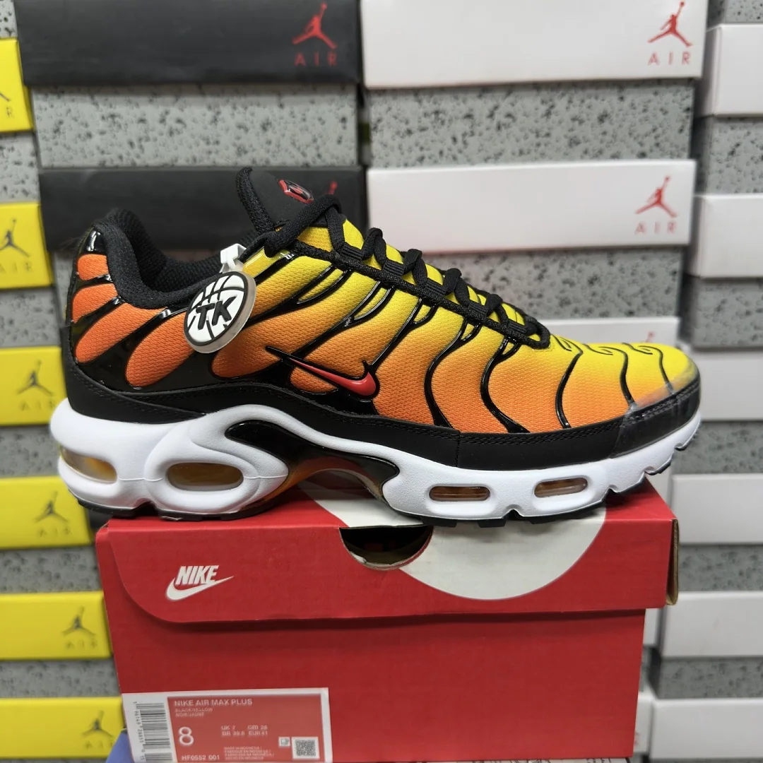 나이키 [TK] 에어 맥스 플러스 블랙 오렌지 화이트 HF0552-001 201974 Nike Air Max Plus Sunset