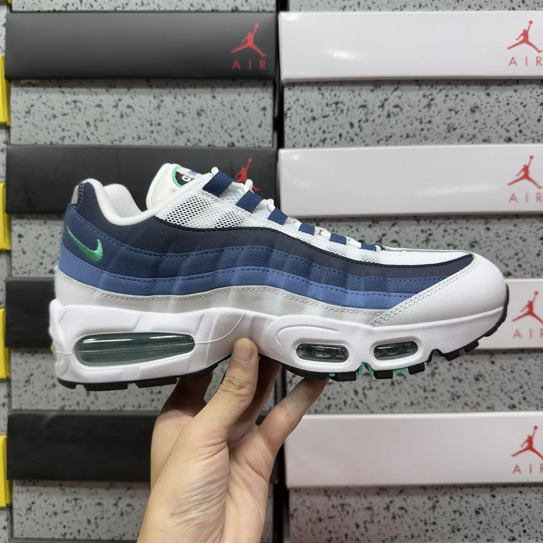 나이키 [KZ2.0] 에어 맥스 95 IH7855-100 201799 Nike Air Max 95 Big Bubble Slate 상세 이미지 5