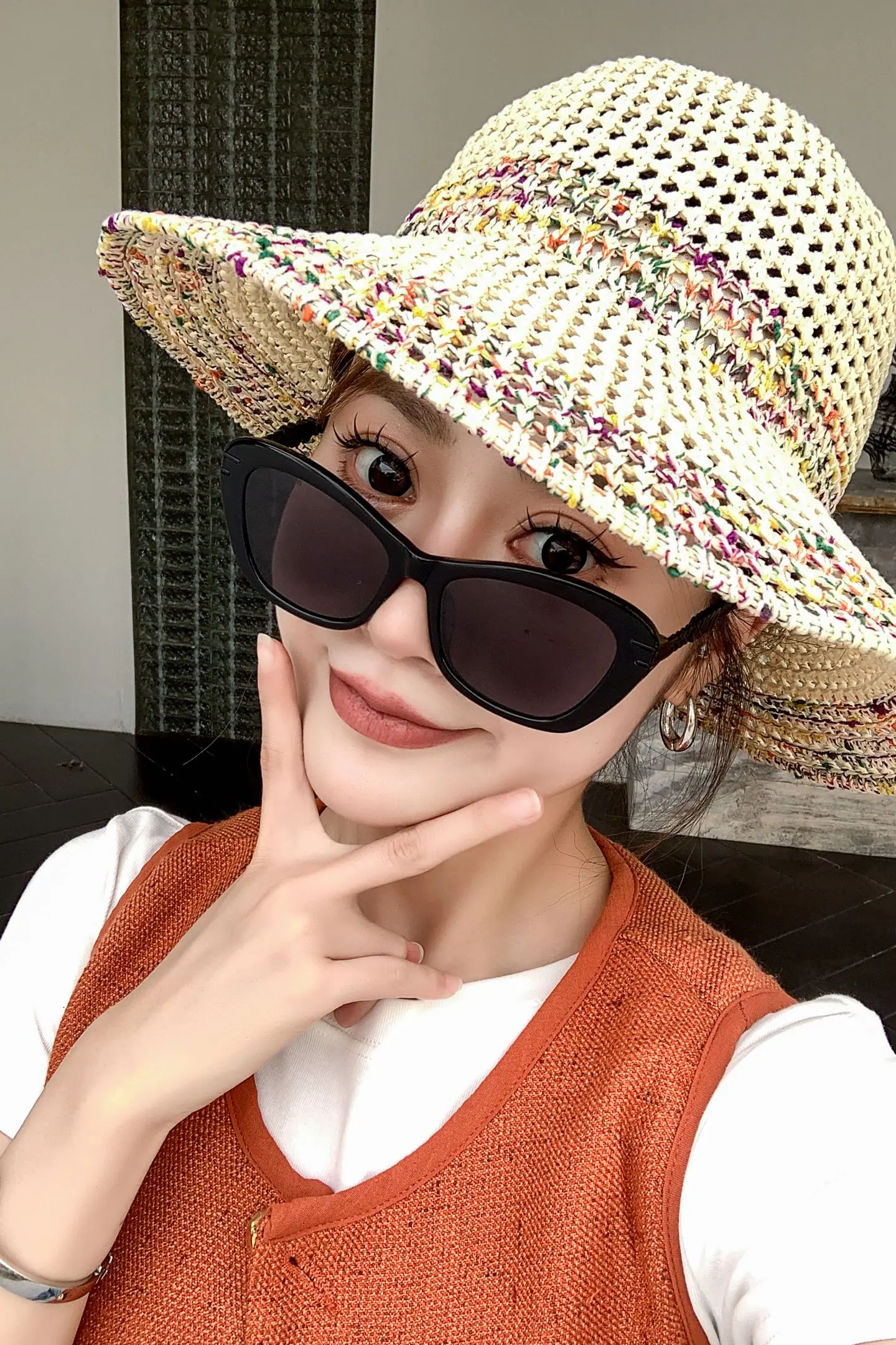 미우미우 OMU 15 WS 선글라스 상세 이미지 3