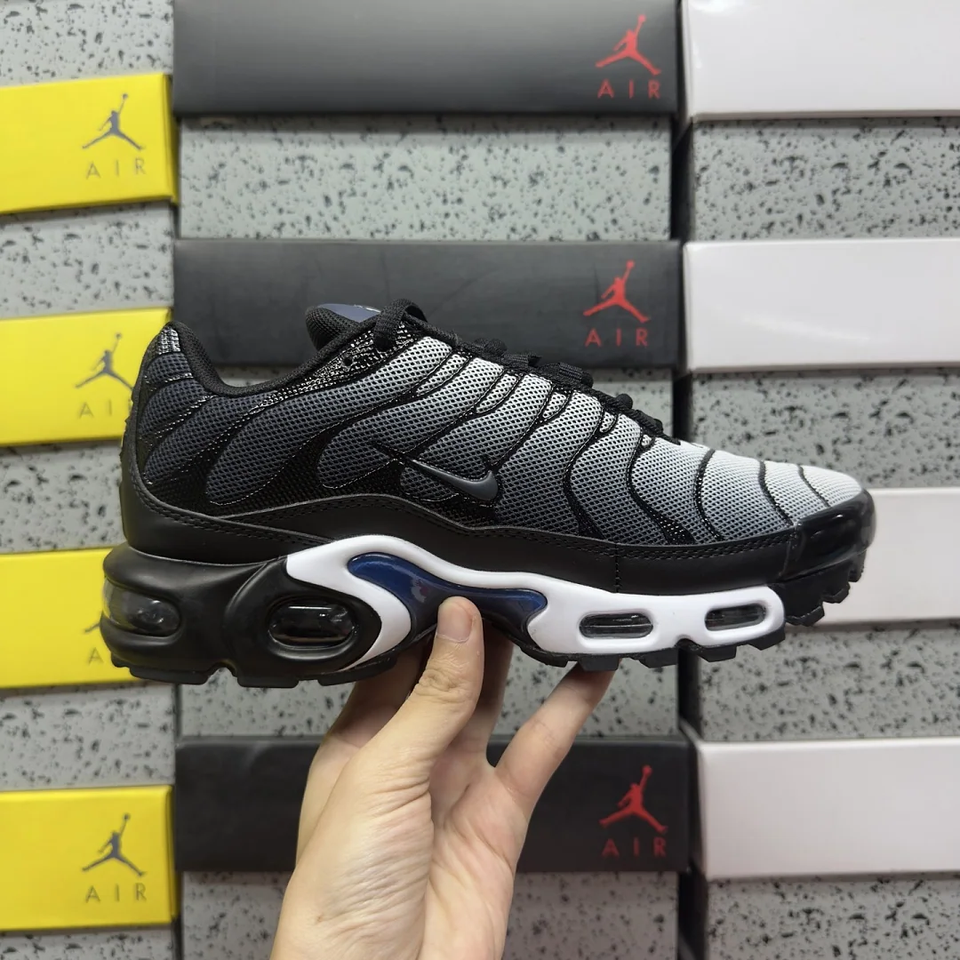 나이키 [BD] 에어 맥스 플러스 DV7665-001 201899 Nike Air Max Plus Midnight Navy 상세 이미지 3