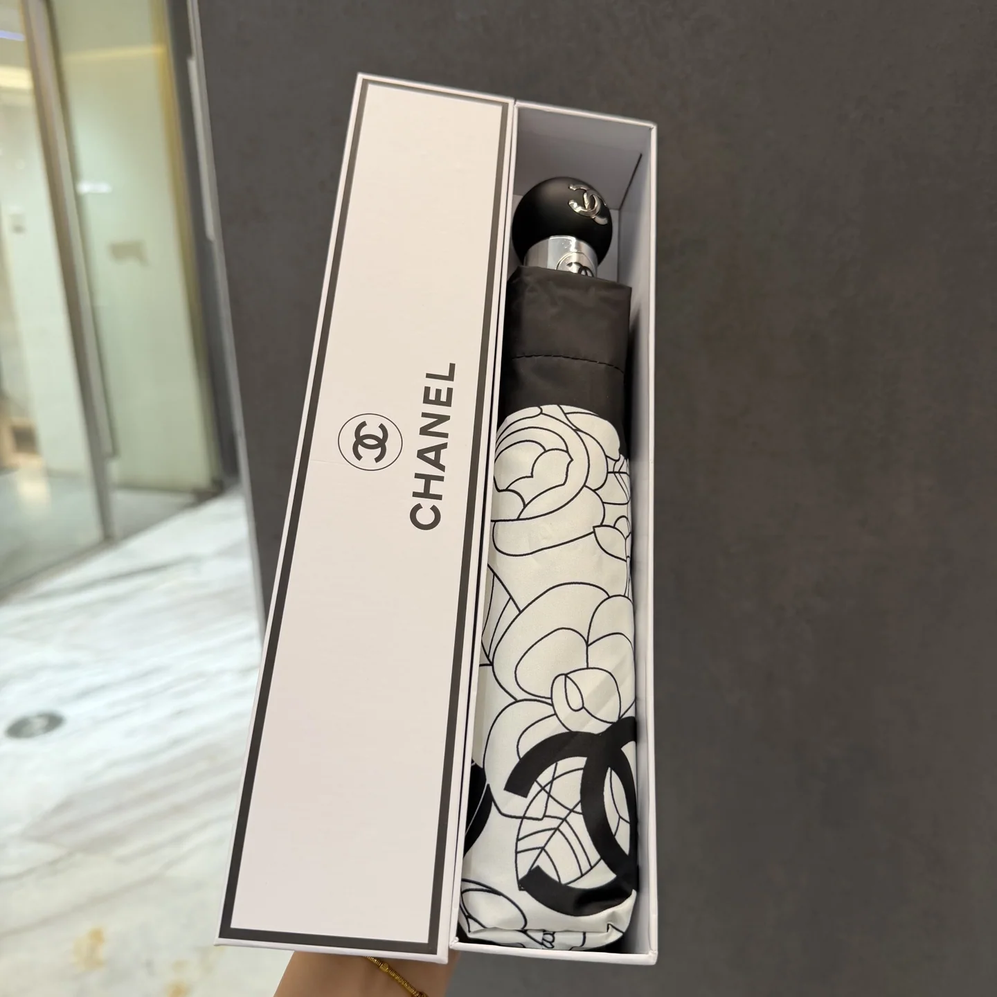 샤넬 삼단 자동 접이식 우산 상세 이미지 1