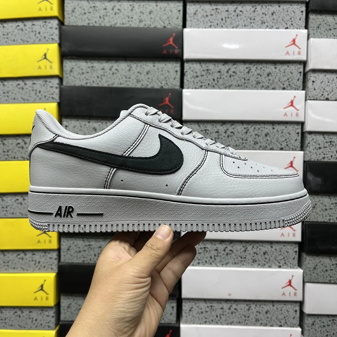 나이키 [XY/PB] 에어 포스 1 로우 H02037 201733 Nike Air Force 1 Low '07 LV8 Wolf Grey 상세 이미지 3