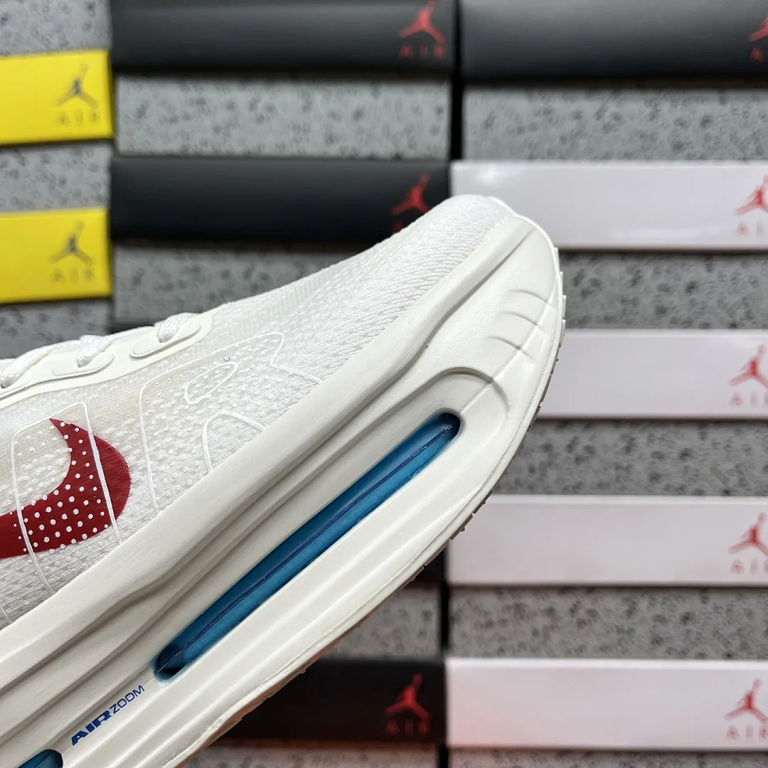 나이키 [CG] 보메로 프리미엄 HQ2050-304 201981 Nike Vomero Premium 상세 이미지 3