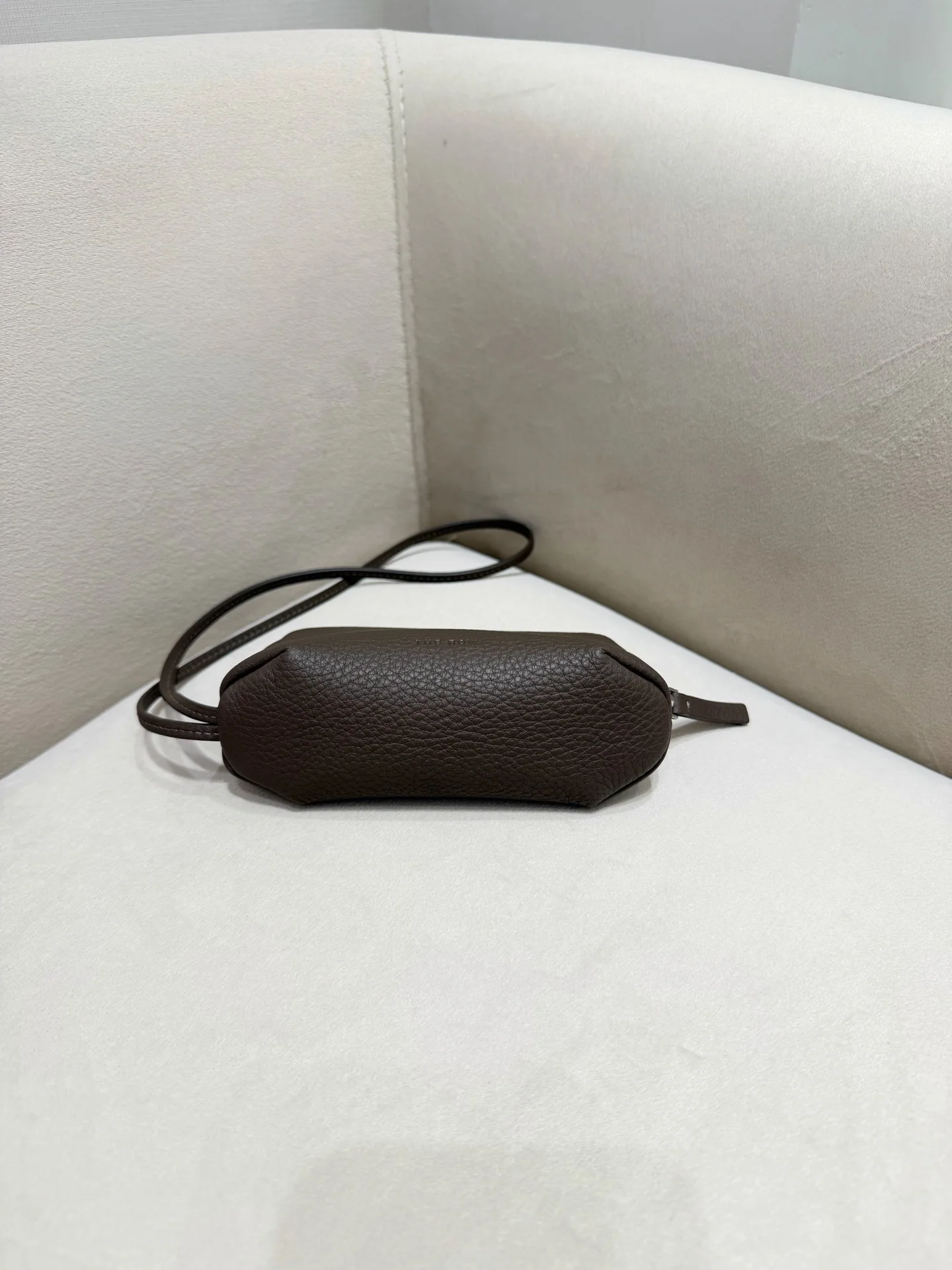 더로우 오웬 파우치 코인 퍼스 가방 상세 이미지 4