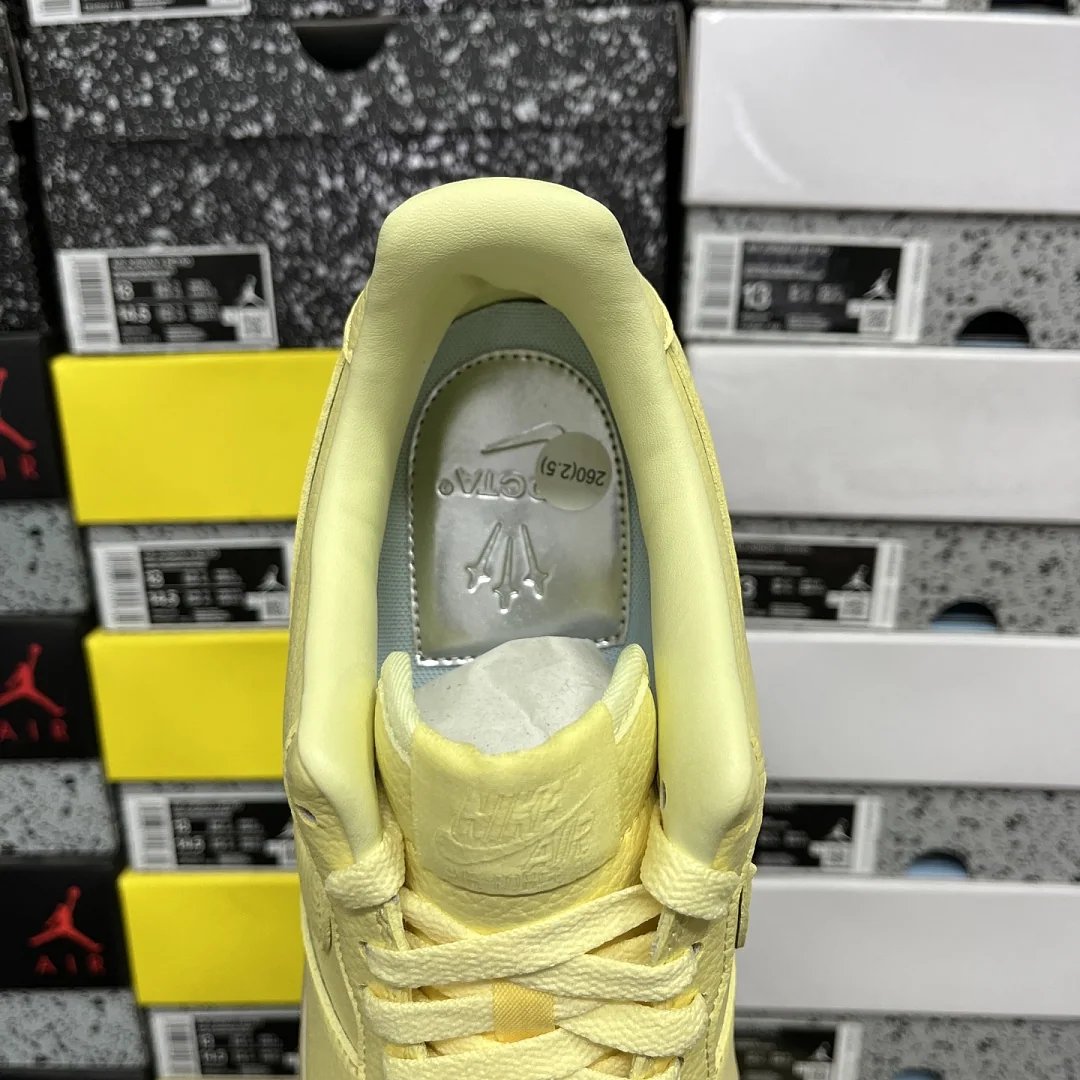 나이키 [G] 에어 포스 1 로우 옐로우 CZ8065-800 201759 Nike Air Force 1 Low Drake NOCTA 상세 이미지 6