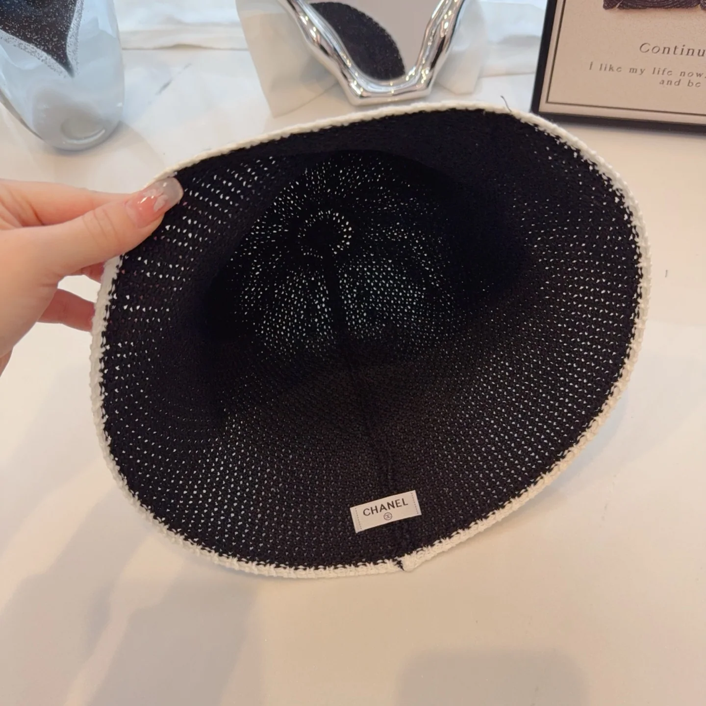 샤넬 메시 버킷햇 상세 이미지 7