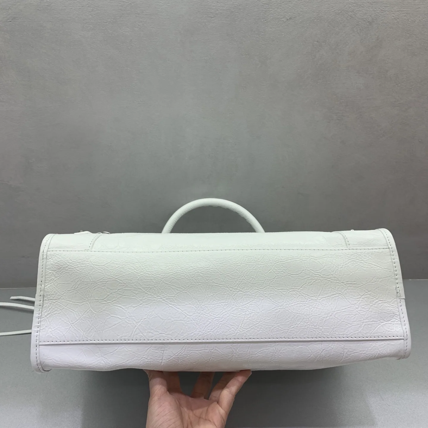 발렌시아가 르 시티 대형 핸드백 1157481180 상세 이미지 5