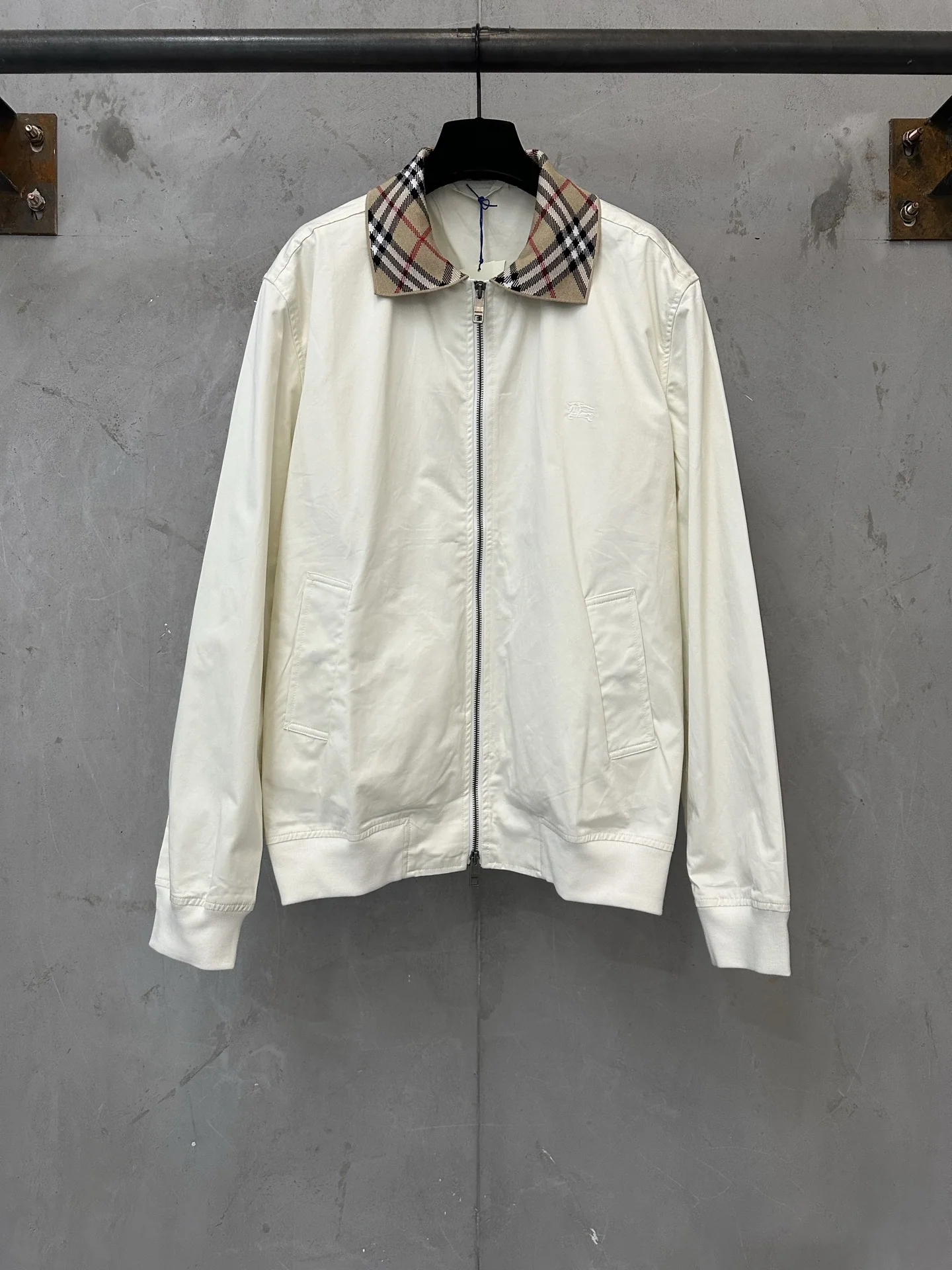 버버리 글렌필드 해링턴 코트 남성 자켓 26FW