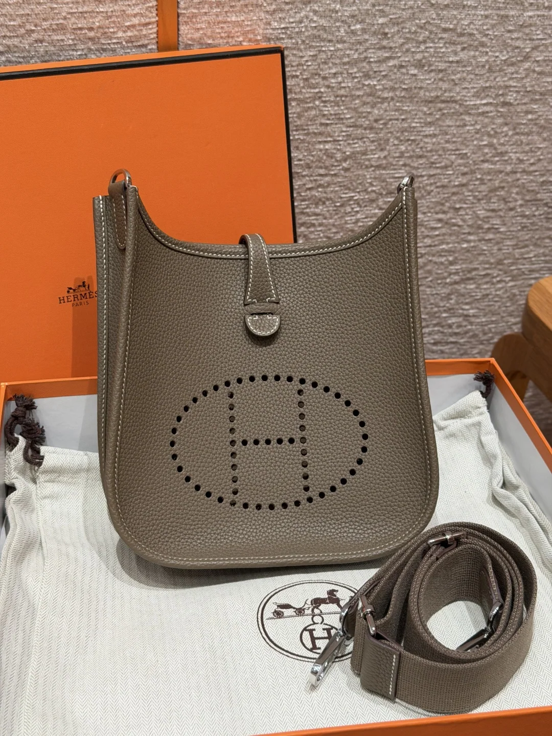 에르메스 에블린 23 cm 가방 144347