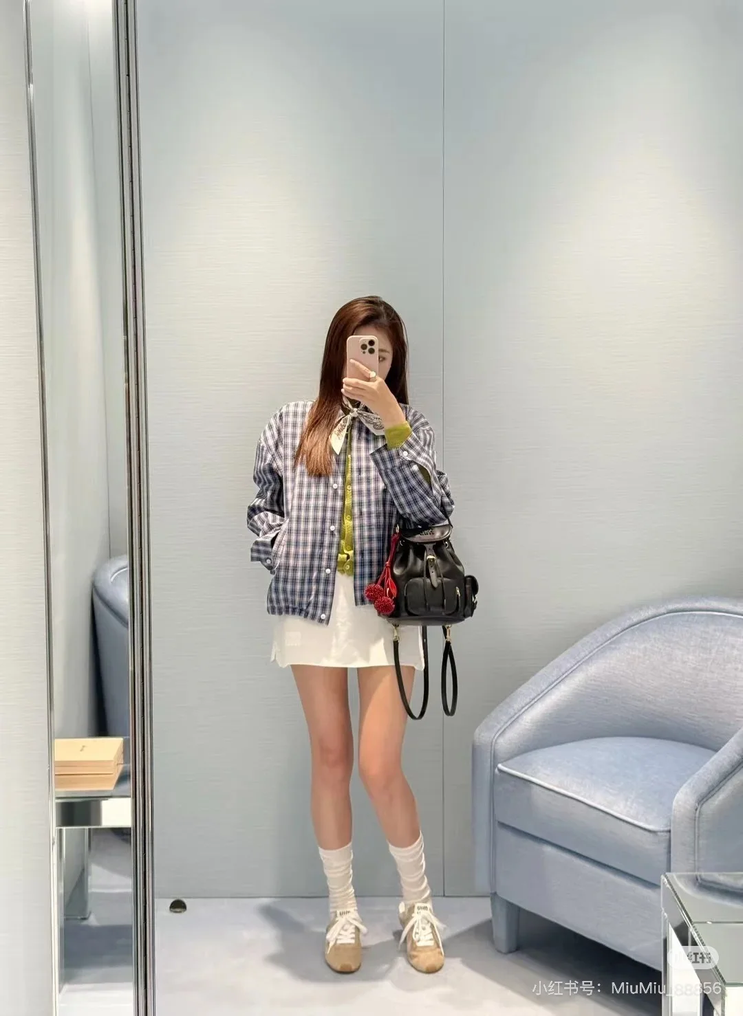 미우미우 레터 로고 자수 체크 셔츠 25 SS 상세 이미지 3