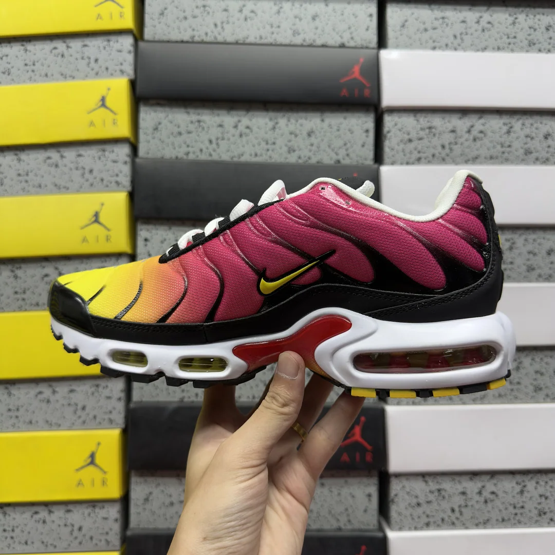 나이키 [BD] 에어 맥스 플러스 DZ3670-116 201851 Nike Air Max Plus 상세 이미지 8