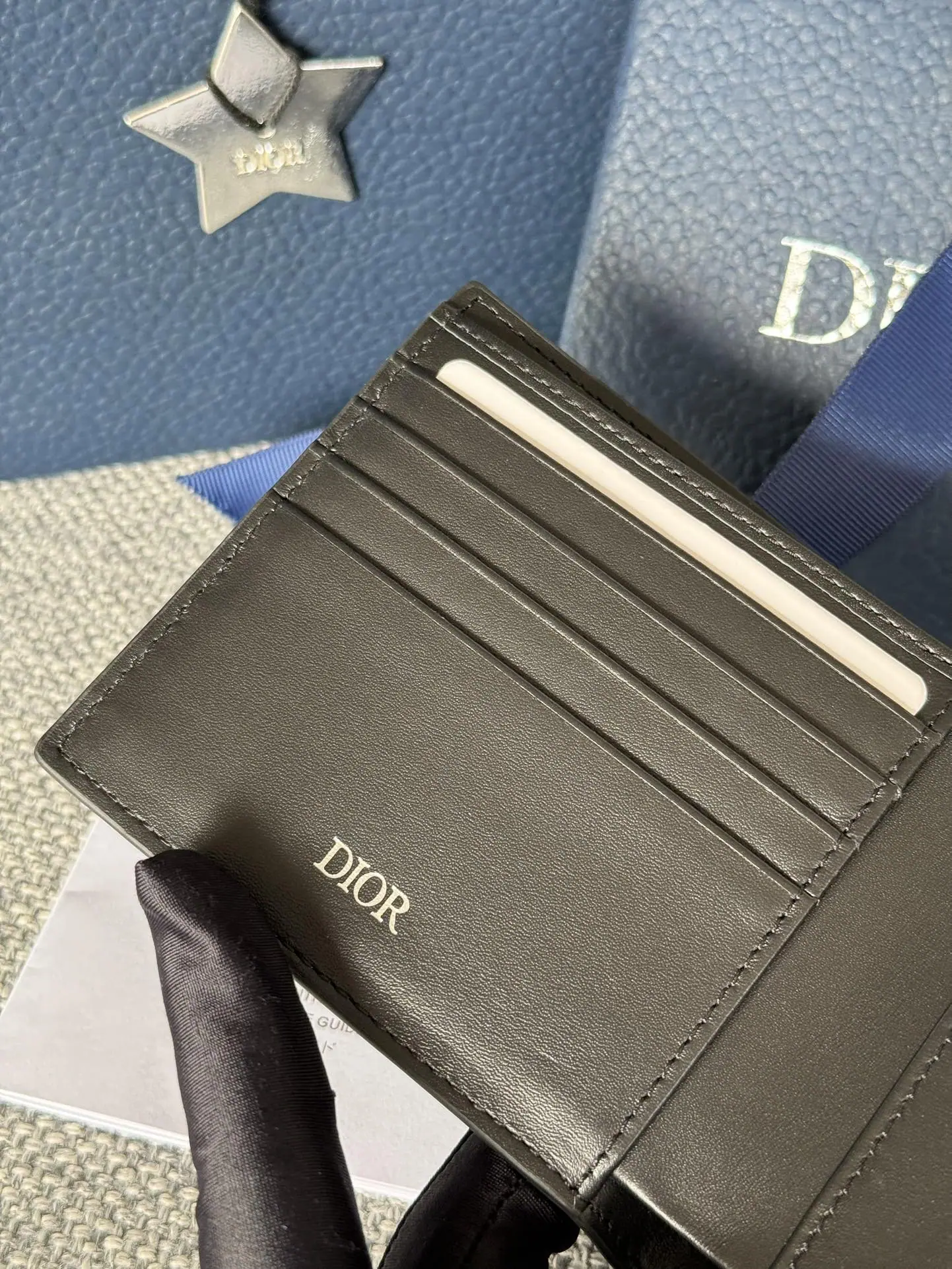 디올 그레이 CD 다이아몬드 패턴 캔버스 지갑 상세 이미지 7